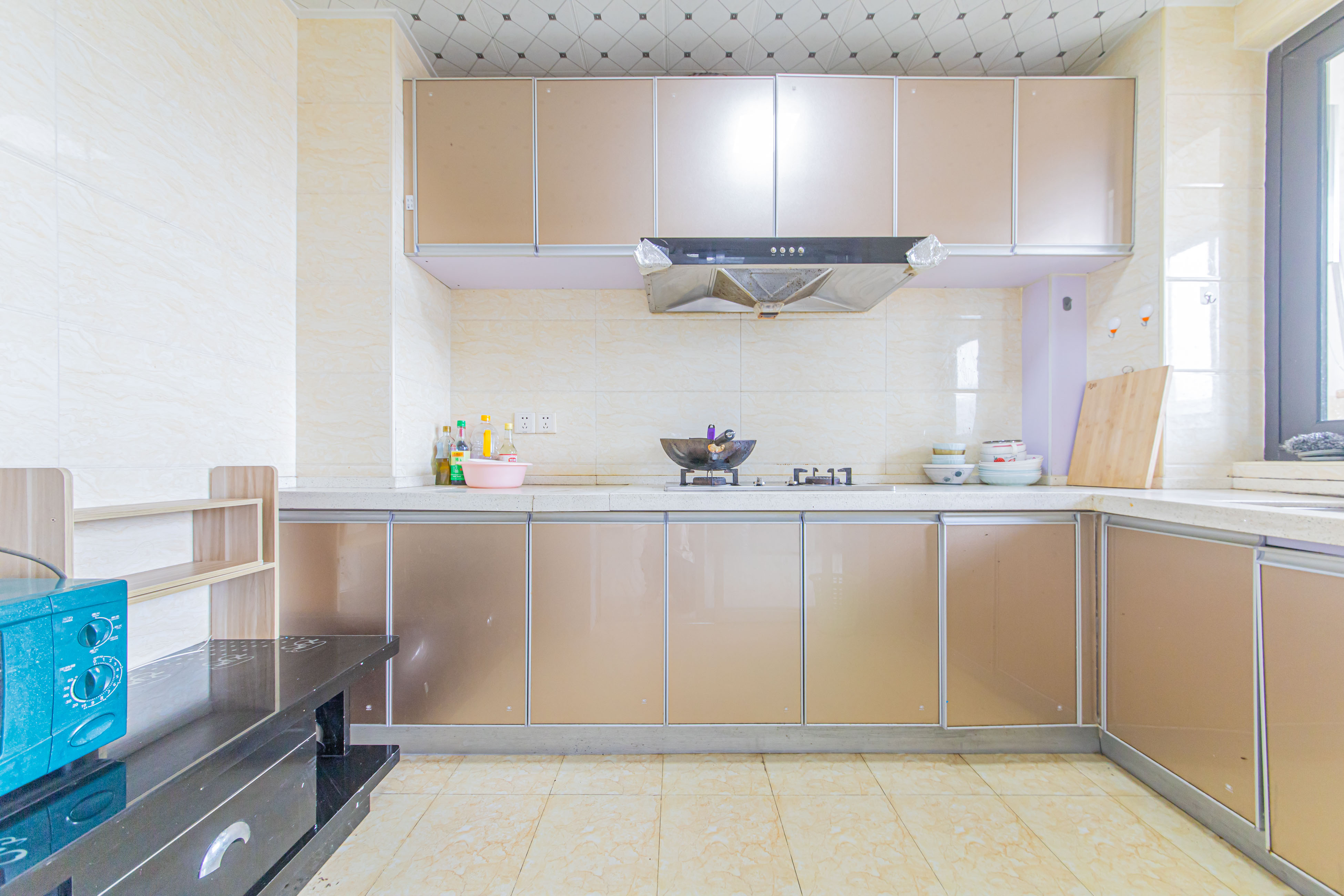 中信凯旋蓝岸(中信新城三期) 3室2厅1卫 84.0万 中信凯旋蓝岸(中信新城三期) 3室2厅1卫 84.0万厨房