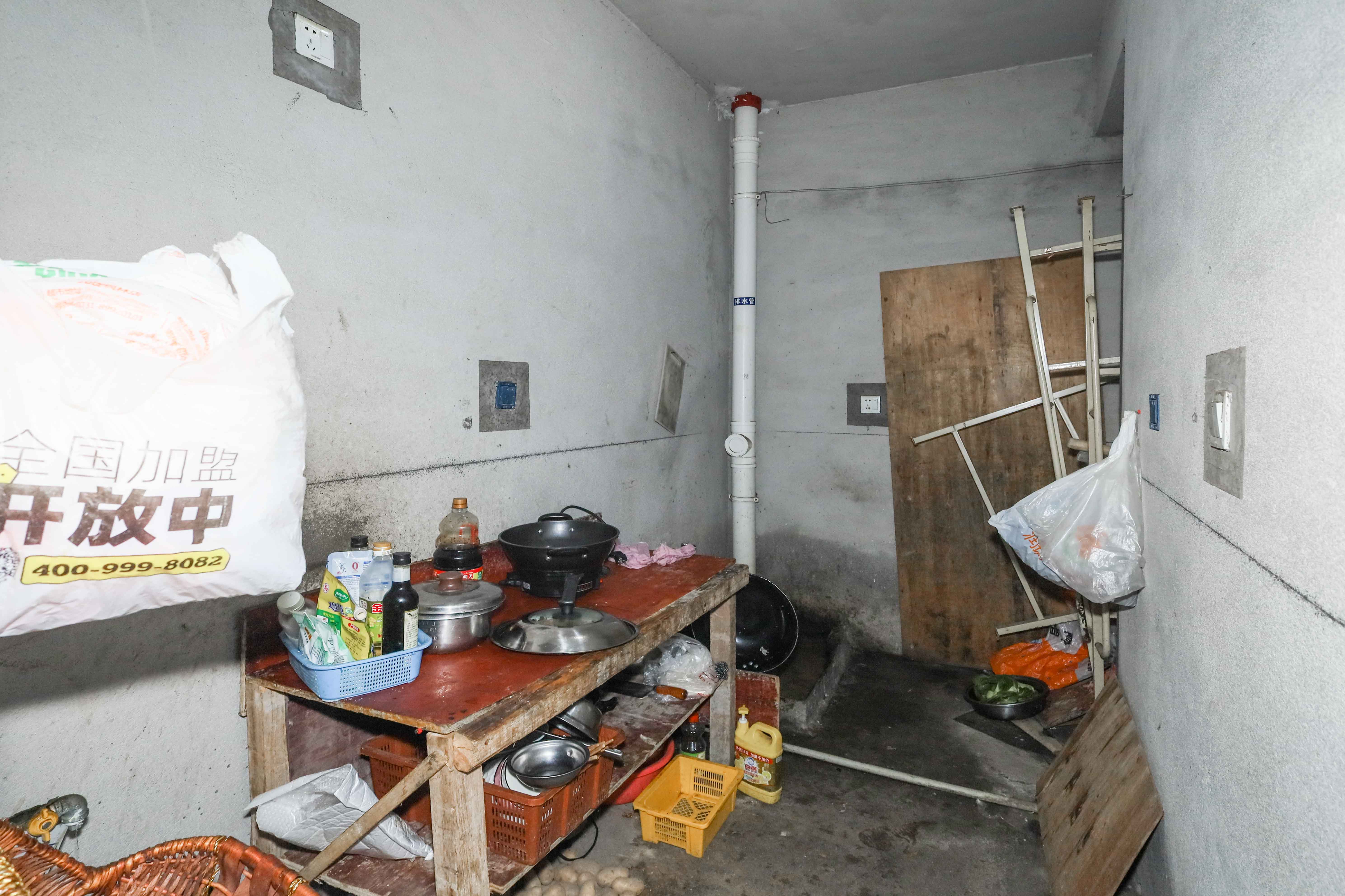 中国铁建梅溪青秀二期  3室2厅2卫   135.00万厨房