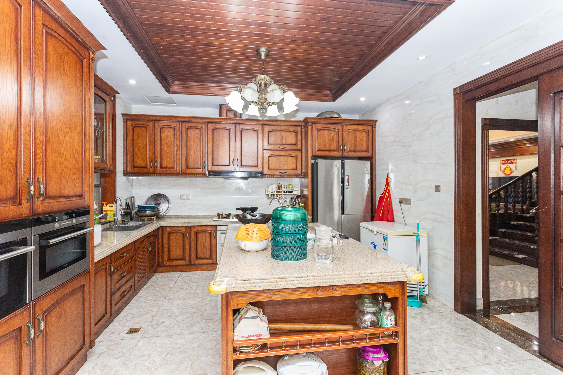 长沙玫瑰园 8室3厅4卫 1450.0万 长沙玫瑰园 8室3厅4卫 1450.0万厨房