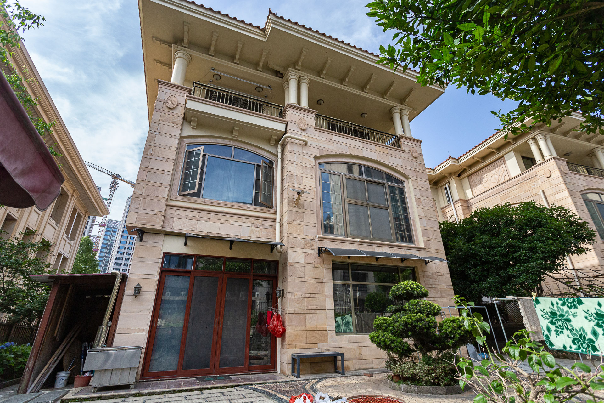 长沙玫瑰园 8室3厅4卫 1450.0万 长沙玫瑰园 8室3厅4卫 1450.0万其他