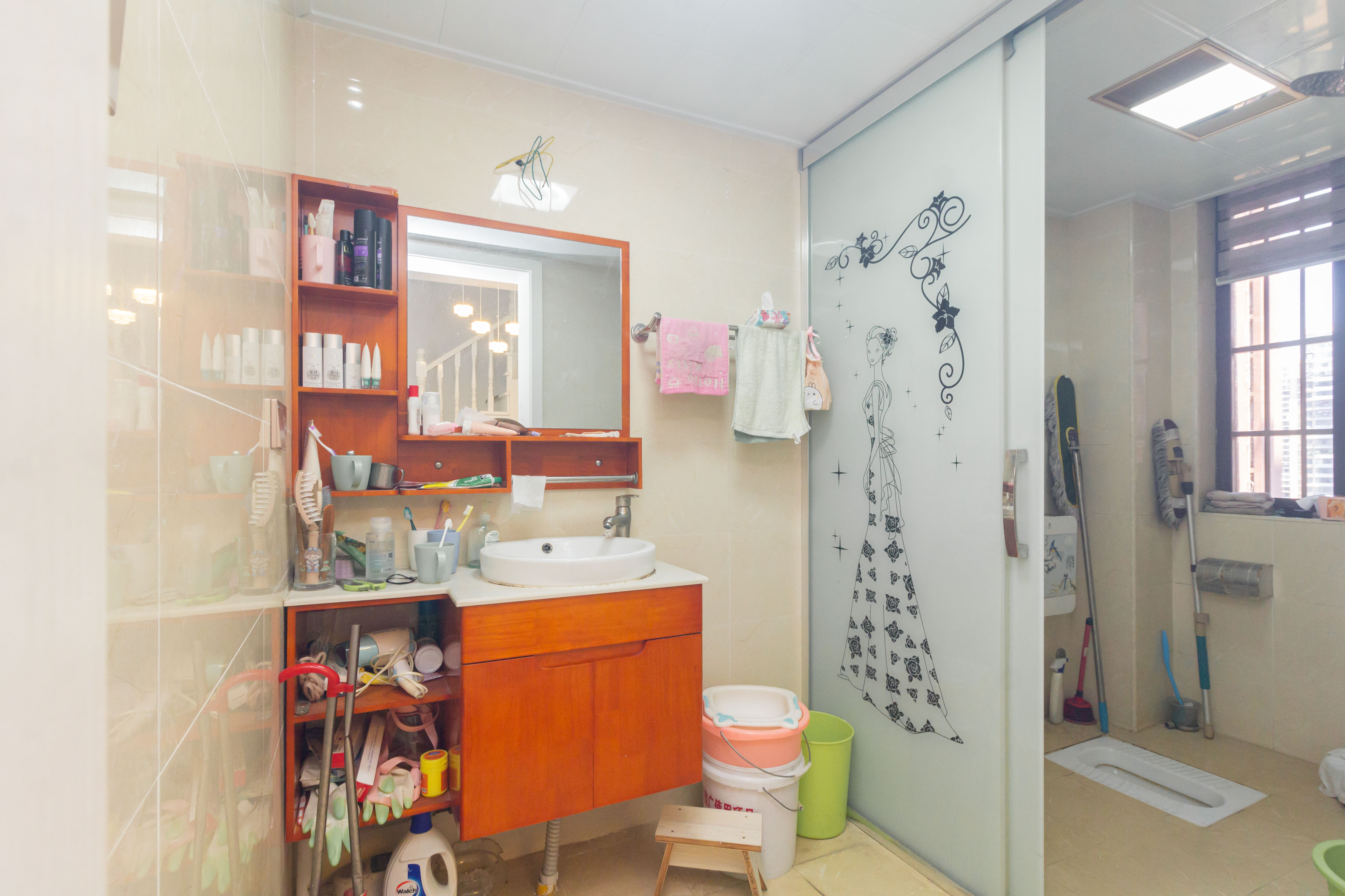 方略潇邦  5室2厅2卫    75.0万卫生间