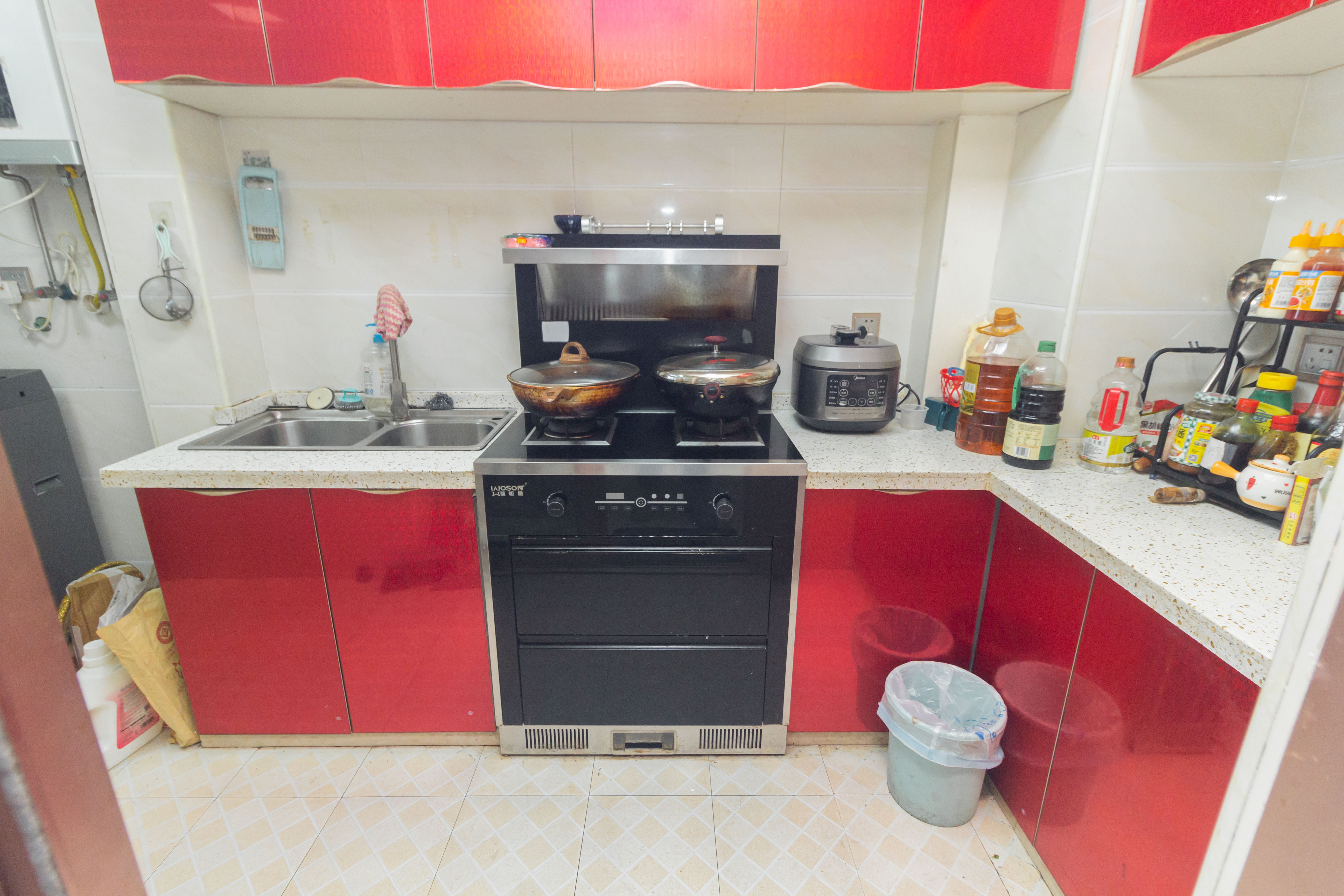 波隆城市花园 2室2厅1卫 47.8万 波隆城市花园 2室2厅1卫 47.8万厨房