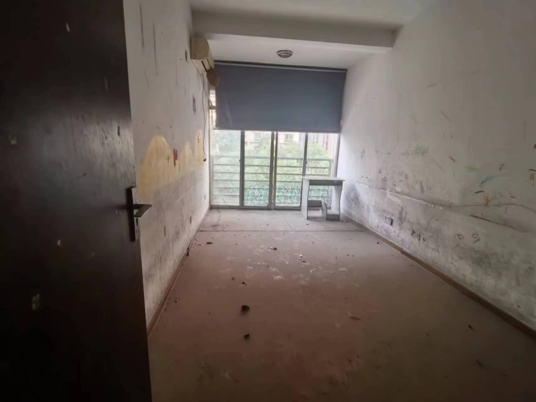 东方花园 3室2厅2卫 49.8万 东方花园 3室2厅2卫 49.8万室内图