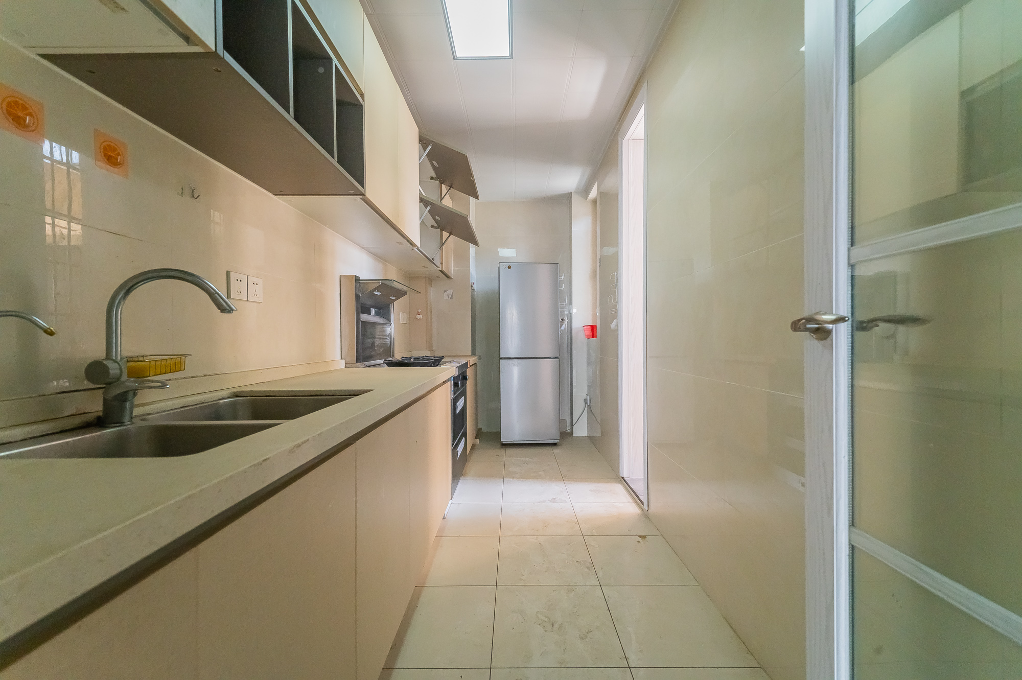 星湖湾一期高层  2室2厅1卫    90.0万 星湖湾一期高层  2室2厅1卫    90.0万厨房