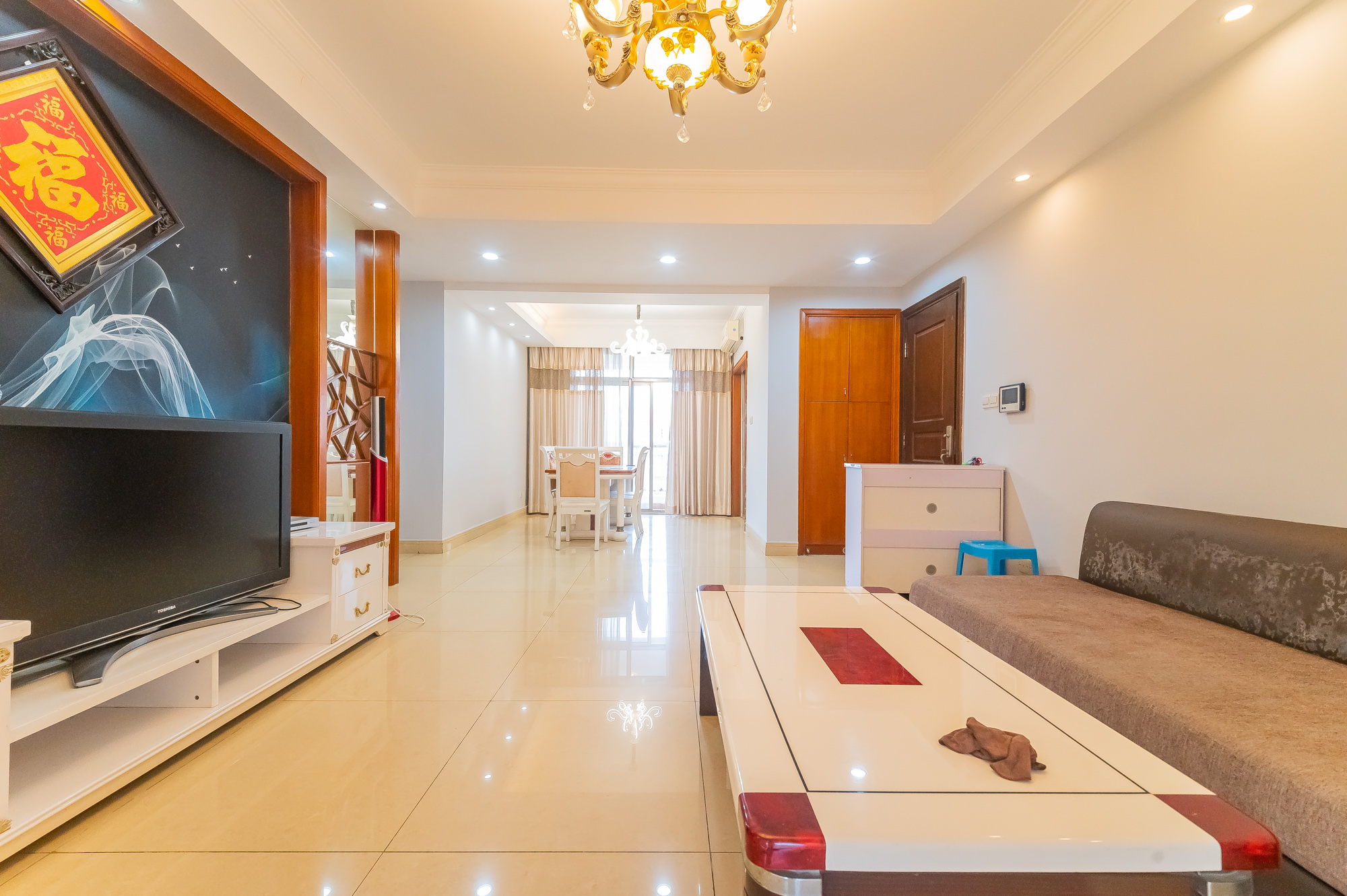 碧桂园威尼斯城 4室2厅2卫 89.8万 碧桂园威尼斯城 4室2厅2卫 89.8万客厅