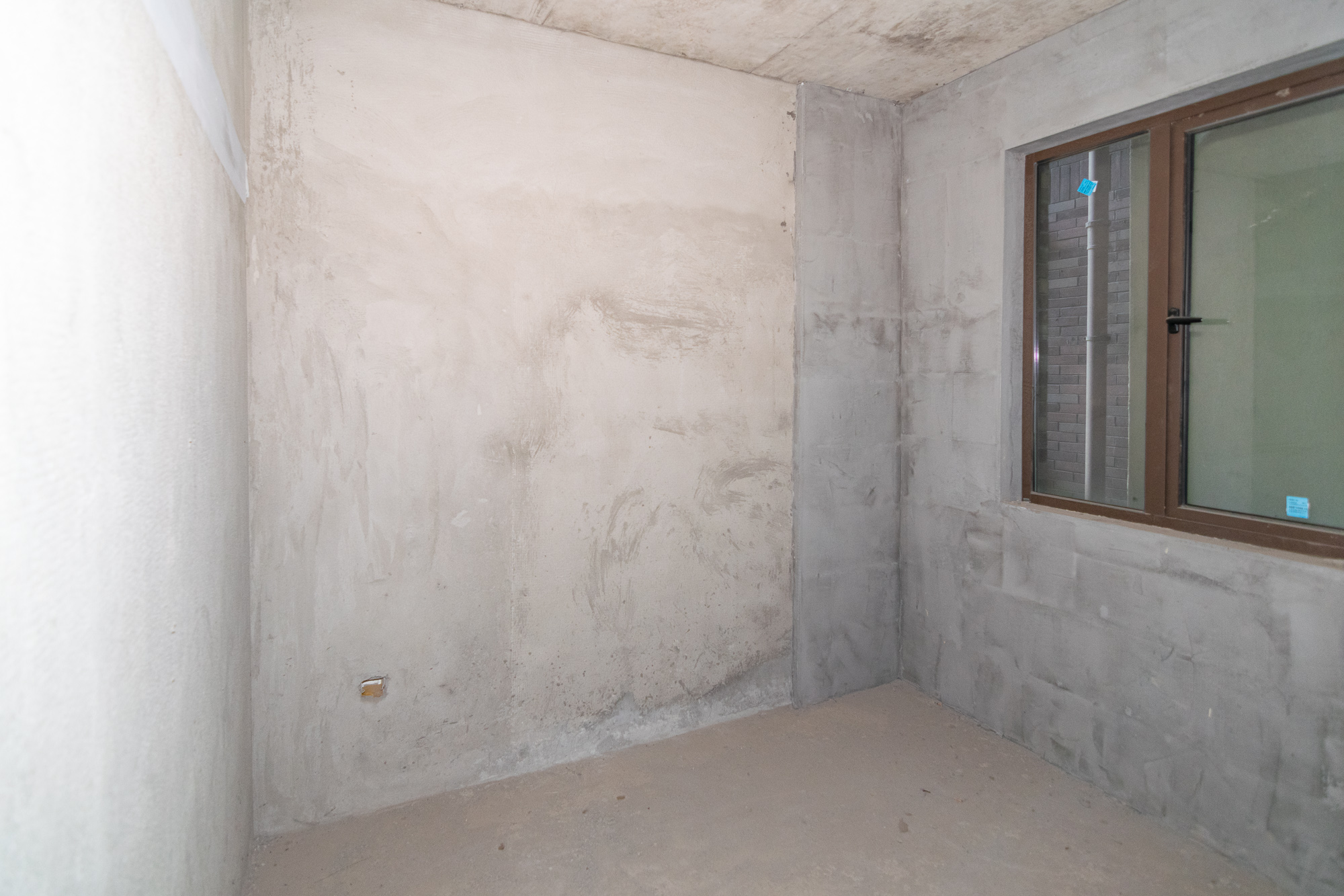 大汉汉园  5室2厅2卫    96.0万 大汉汉园  5室2厅2卫    96.0万卧室