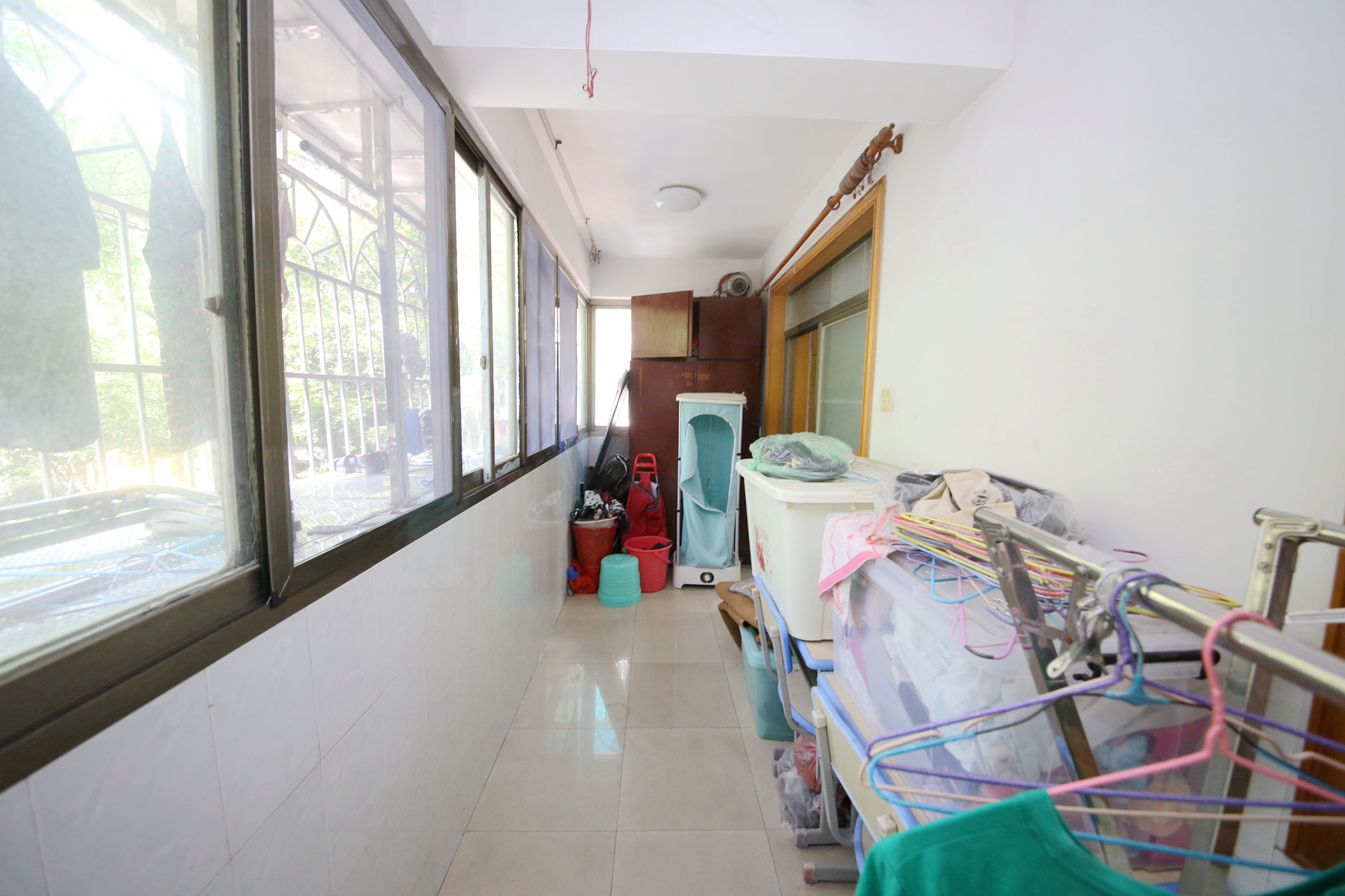 西南明苑  3室2厅2卫   88.00万阳台