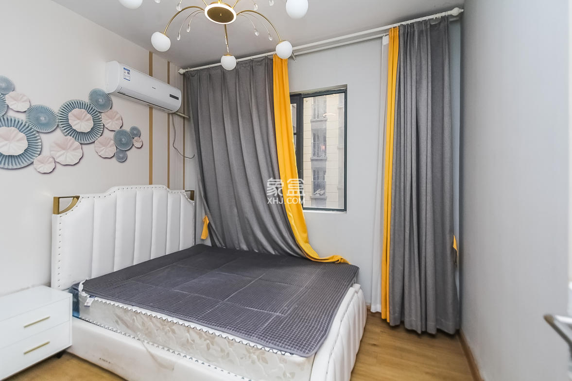 荣盛花语书苑  3室2厅1卫    82.0万 荣盛花语书苑  3室2厅1卫    82.0万卧室