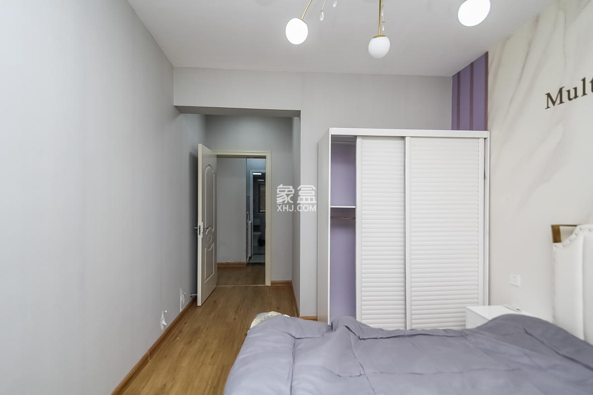 荣盛花语书苑  3室2厅1卫    82.0万 荣盛花语书苑  3室2厅1卫    82.0万卧室