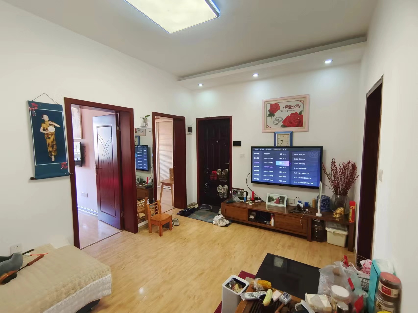 野鸭冲(新屋街) 2室2厅1卫 22.0万 野鸭冲(新屋街) 2室2厅1卫 22.0万室内图