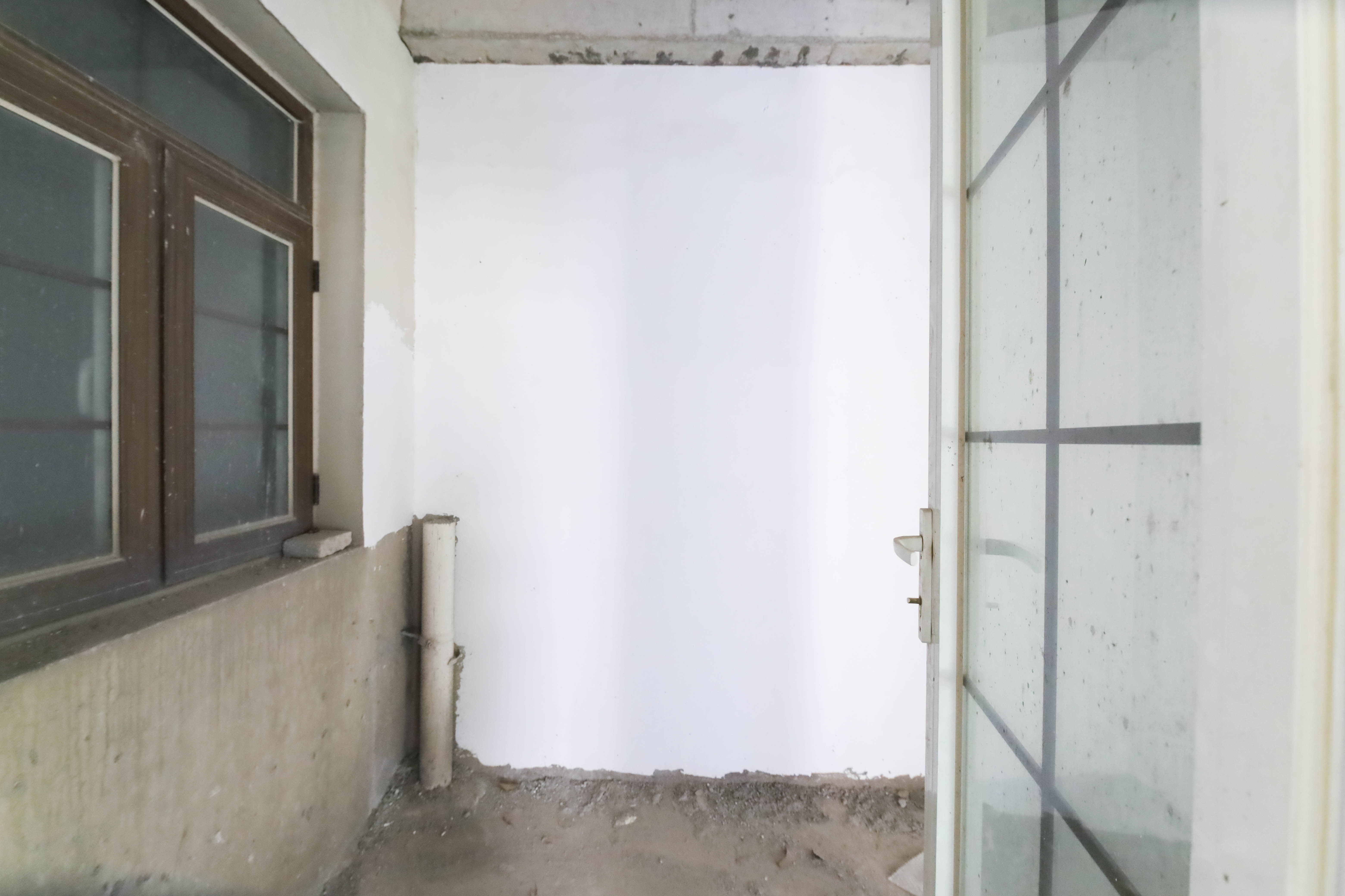 美洲故事  5室2厅3卫   650.00万阳台