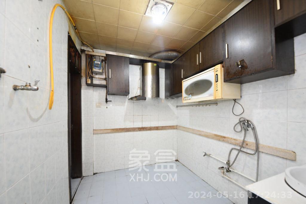 广济苑公寓  4室2厅2卫   3700.00元/月室内图