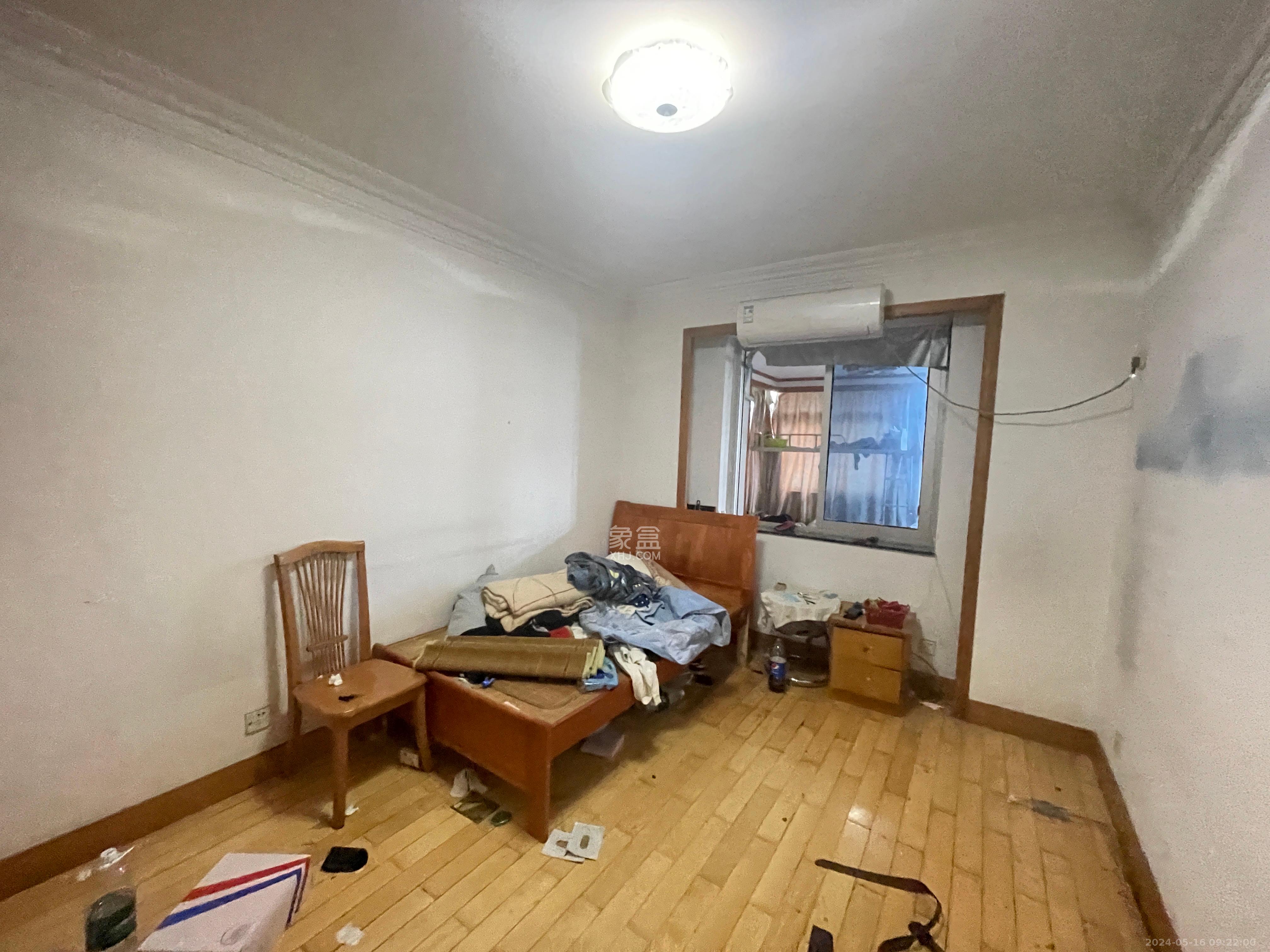 林苑小区  4室2厅2卫   2400.00元/月室内图