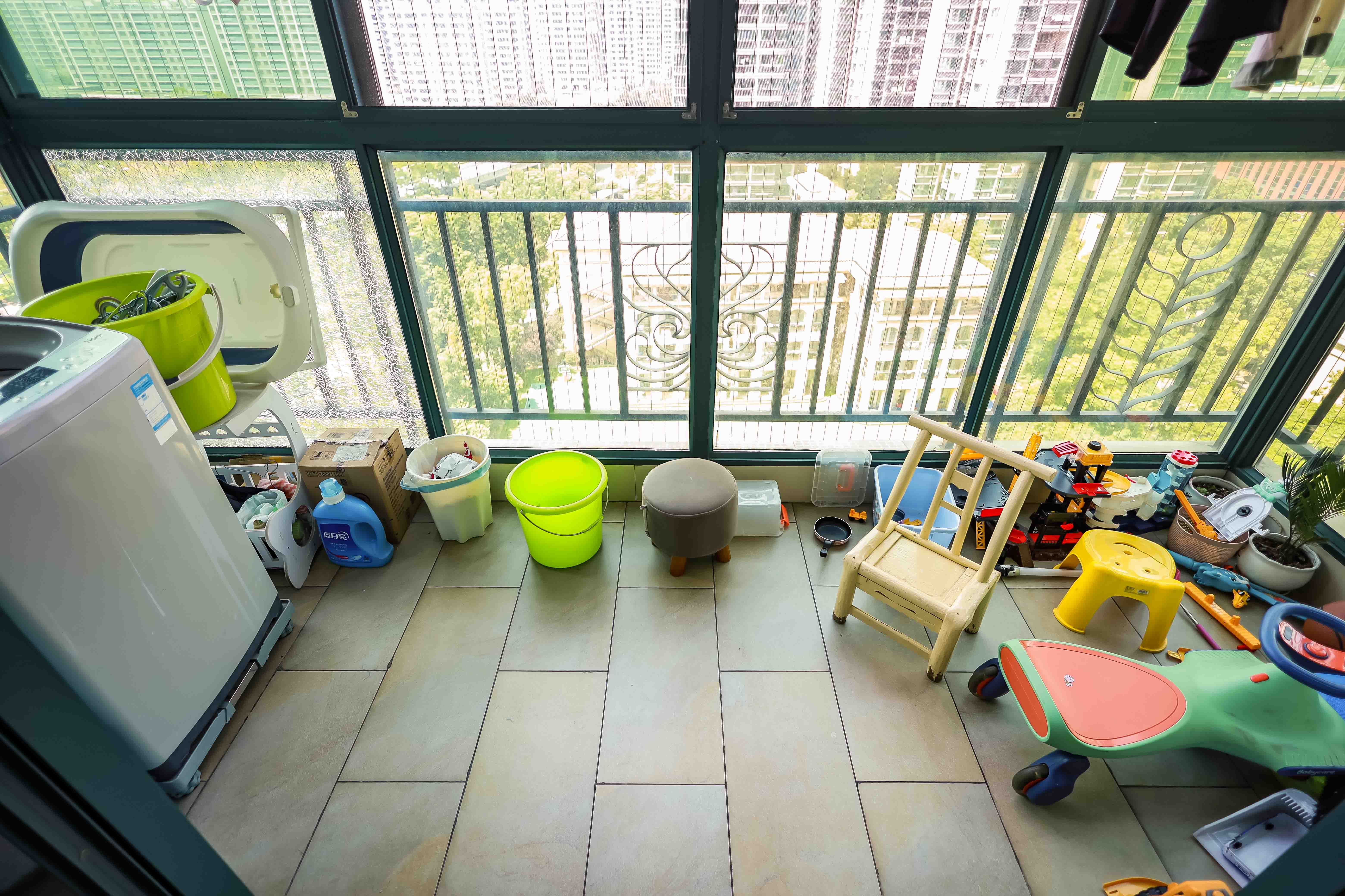 恒大华府  3室2厅1卫    138.0万阳台