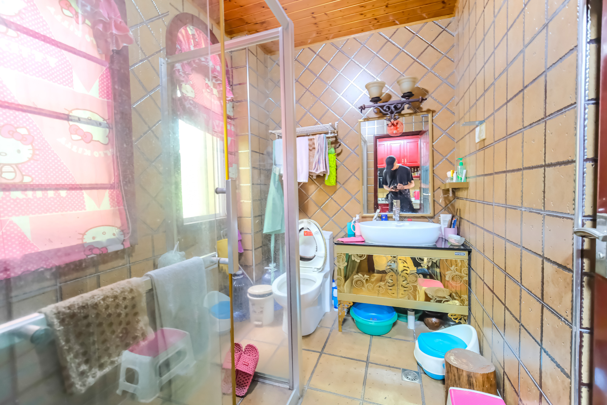 郡原居里 3室2厅1卫 68.0万 郡原居里 3室2厅1卫 68.0万卫生间