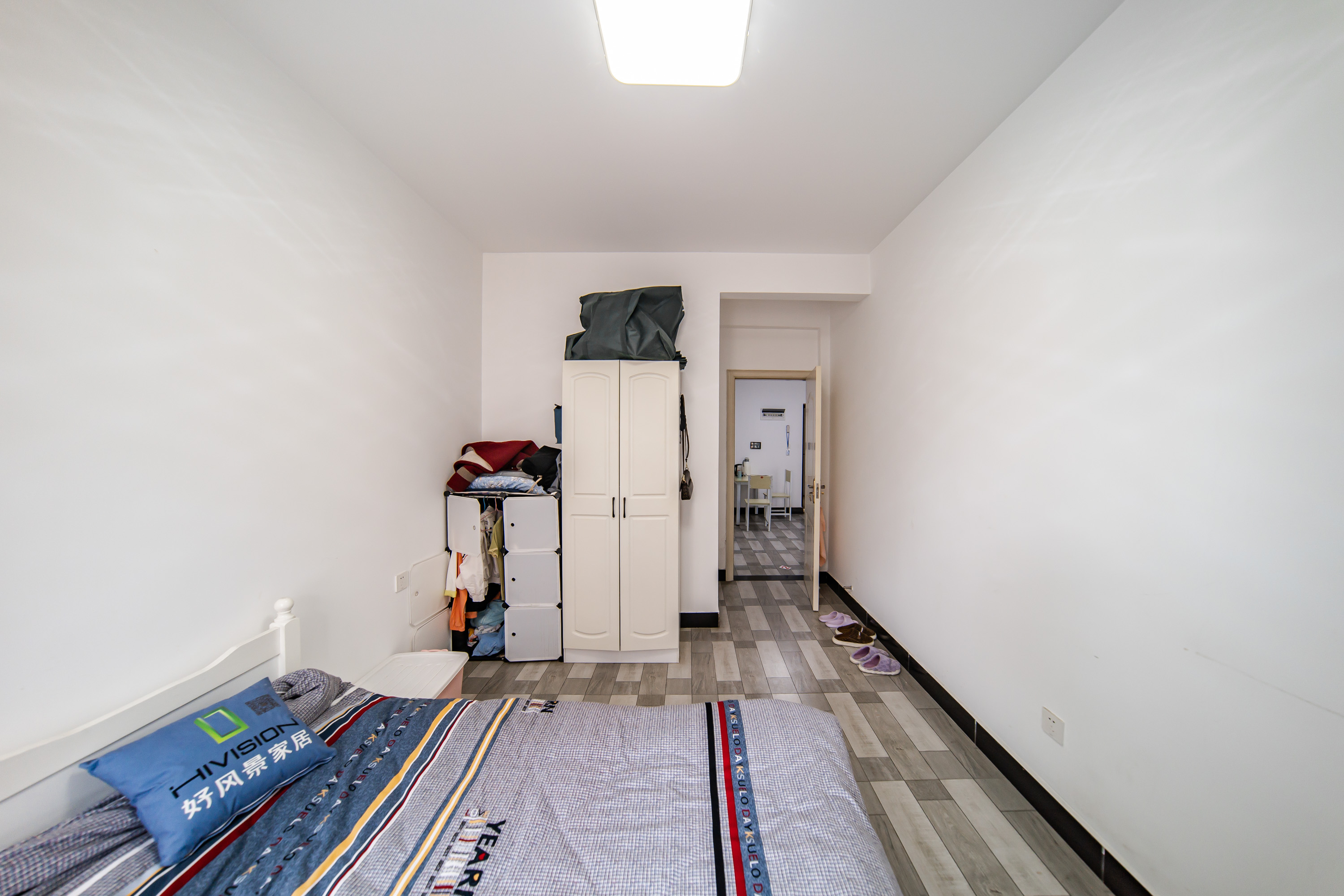 牛力家园  2室2厅1卫   71.00万卧室