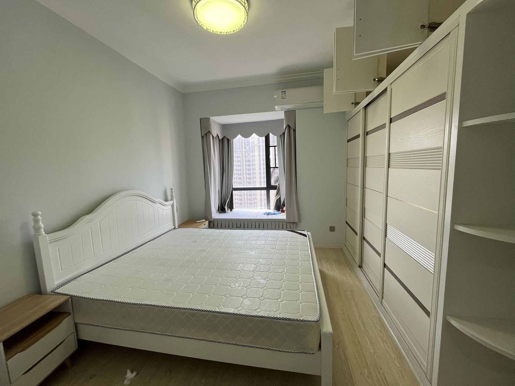 山水洲城华晨第一城 2室1厅1卫 54.8万 山水洲城华晨第一城 2室1厅1卫 54.8万室内图