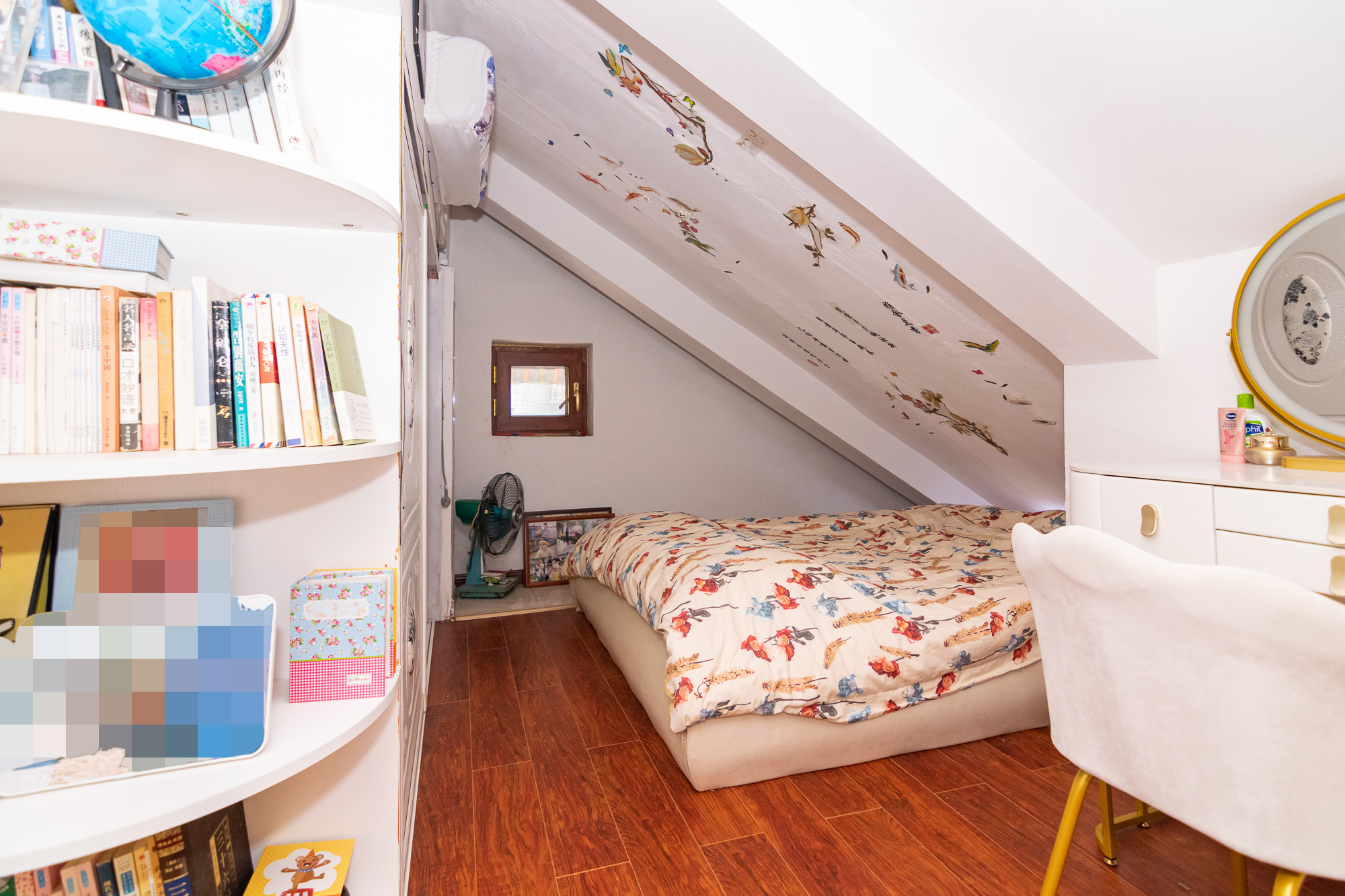 悦禧国际山庄 4室2厅3卫 106.0万 悦禧国际山庄 4室2厅3卫 106.0万卧室