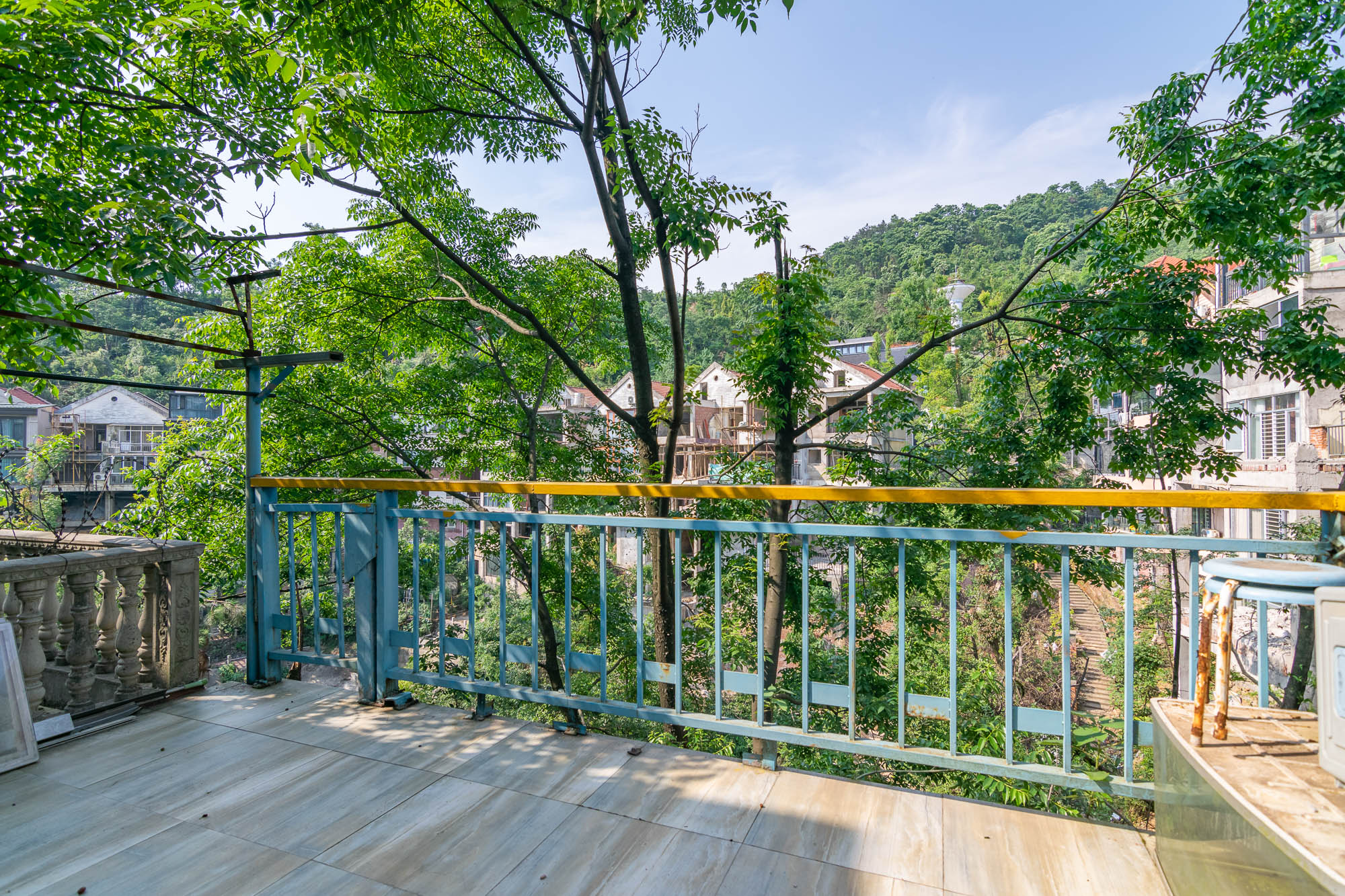 悦禧国际山庄 4室2厅3卫 106.0万 悦禧国际山庄 4室2厅3卫 106.0万阳台