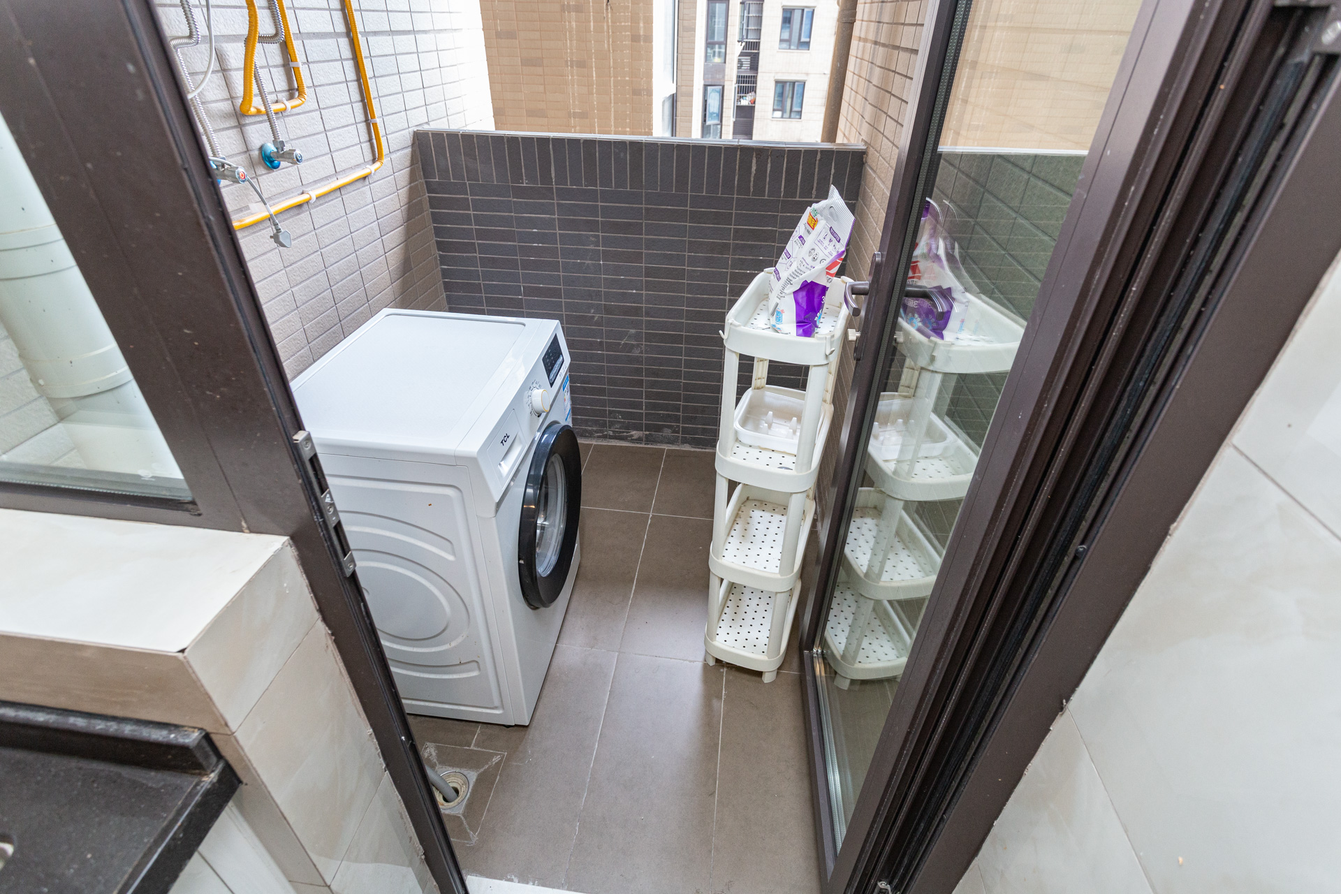 时代倾城四期  2室2厅1卫   88.00万阳台
