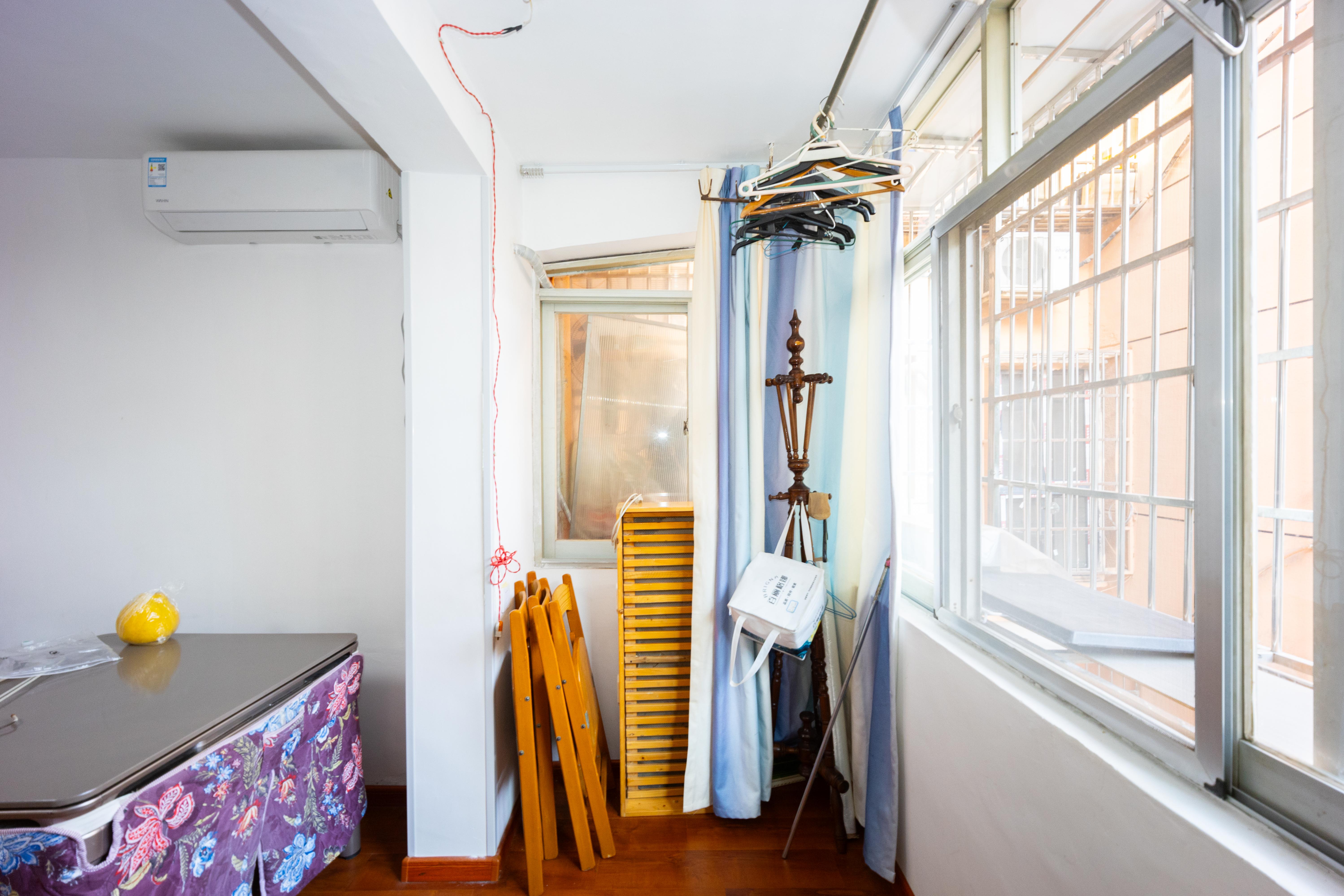 杏花园小区  2室1厅1卫    40.0万 杏花园小区  2室1厅1卫    40.0万阳台