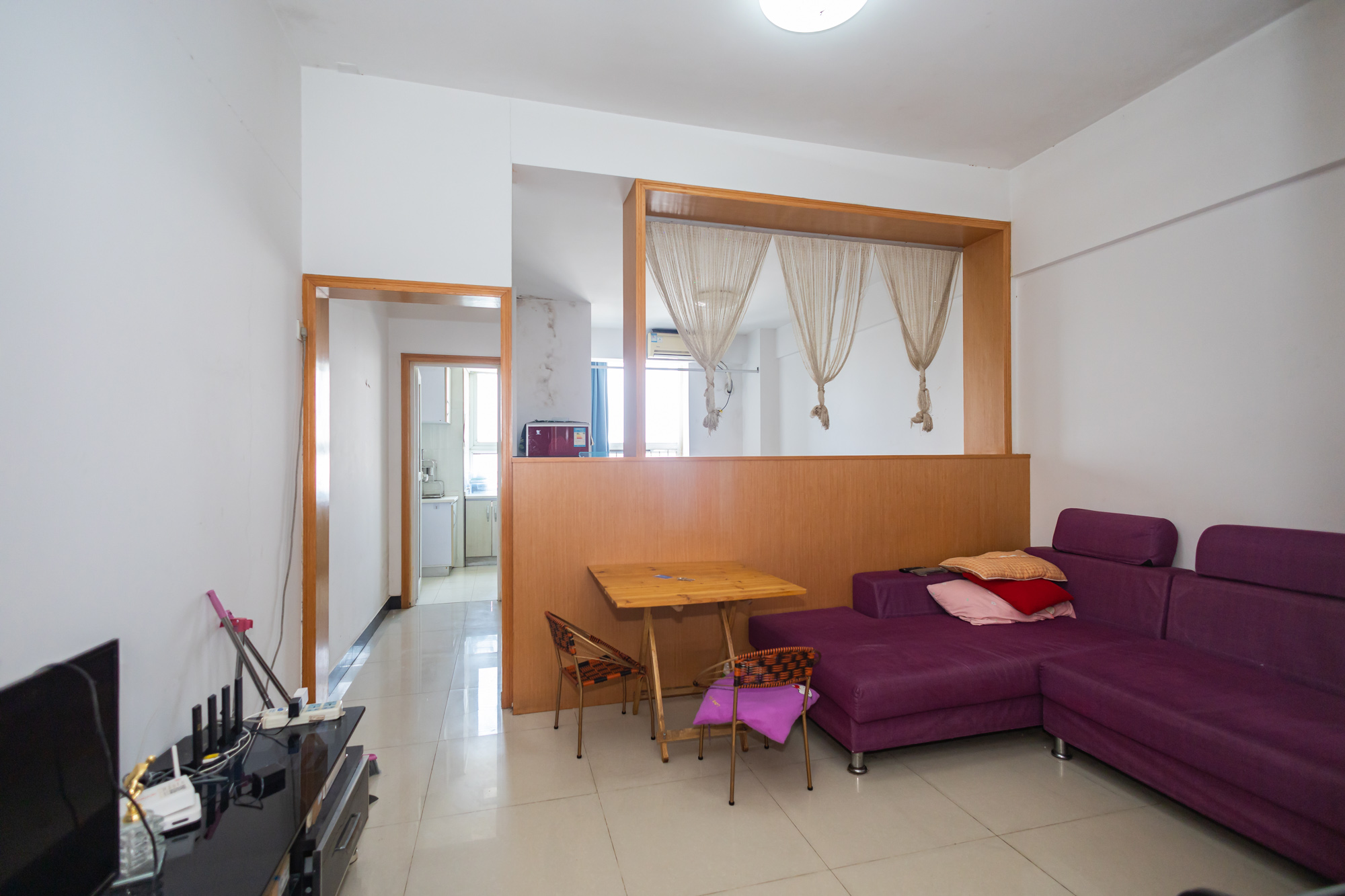 香槟小镇(香槟花苑) 1室1厅1卫 22.0万 香槟小镇(香槟花苑) 1室1厅1卫 22.0万客厅