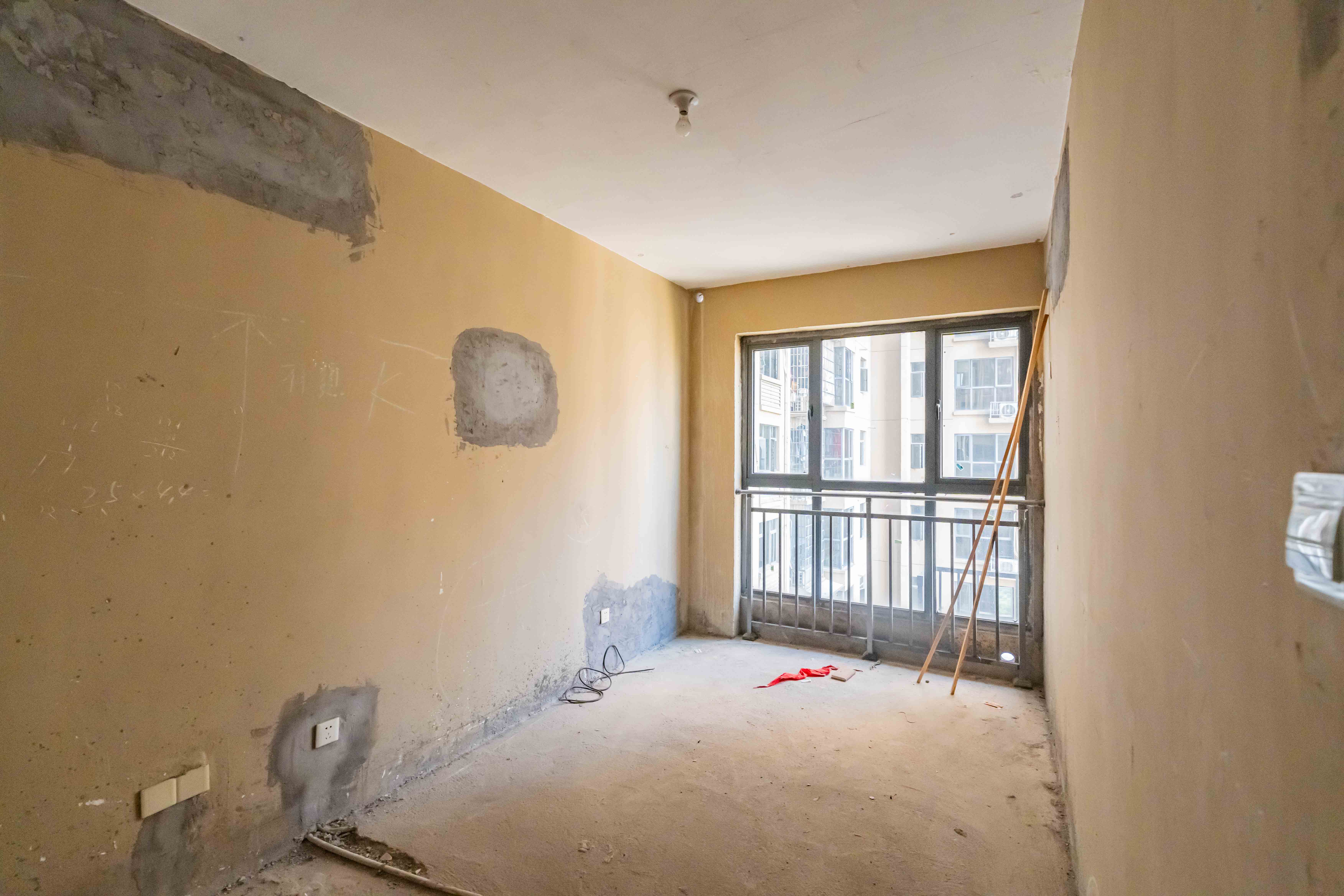 悦湖山  4室2厅2卫    58.0万卧室