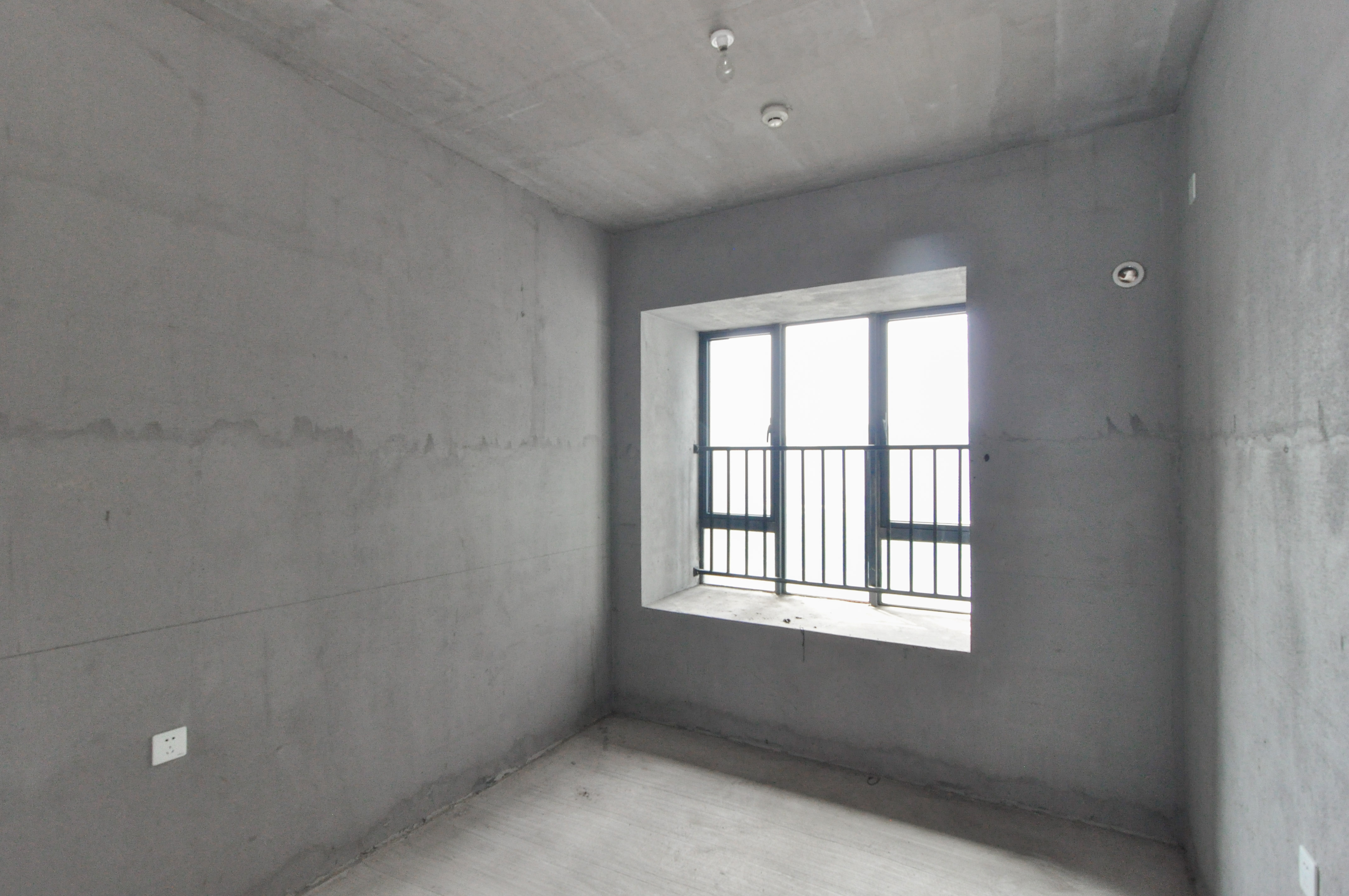 中建梅溪湖中心  4室2厅3卫   240.00万其他