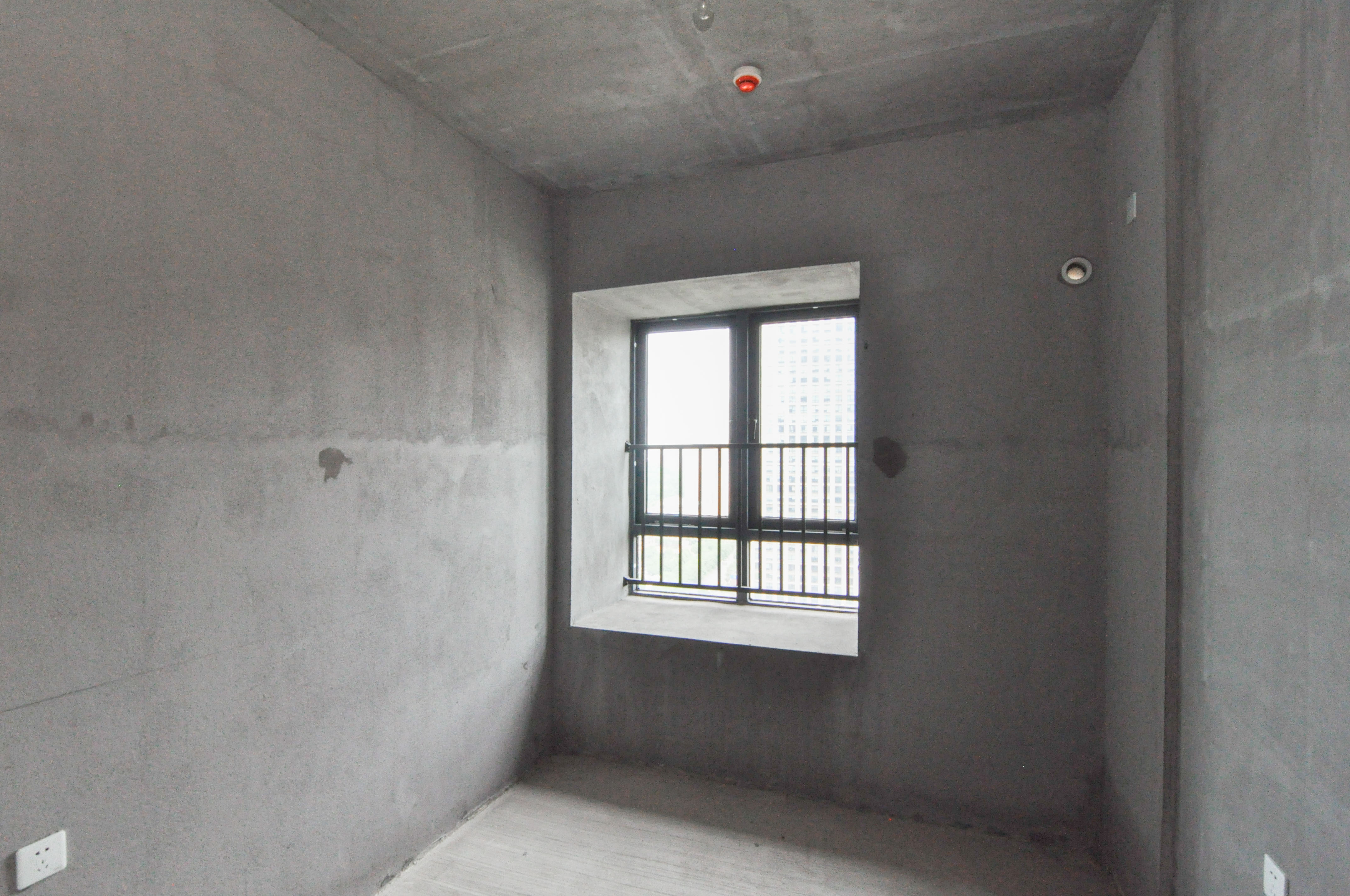中建梅溪湖中心  4室2厅3卫   240.00万其他