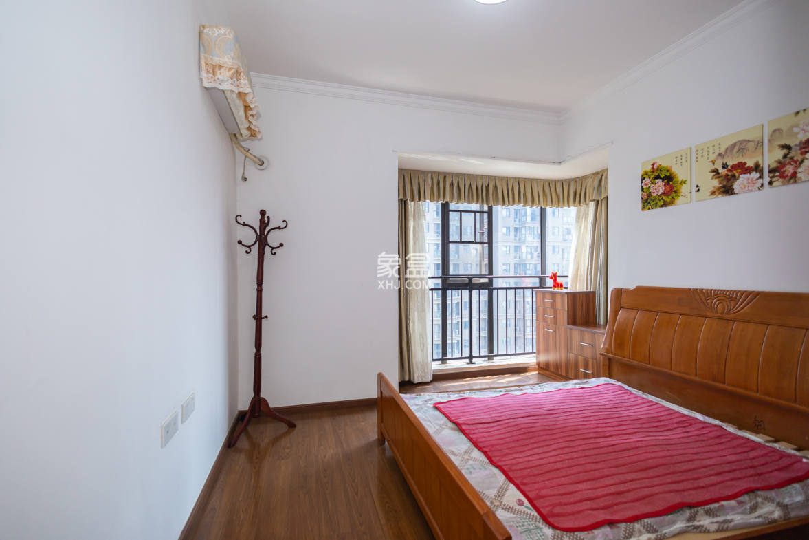 旺德府恺悦国际 4室2厅2卫 78.00万 旺德府恺悦国际 4室2厅2卫 78.00万卧室