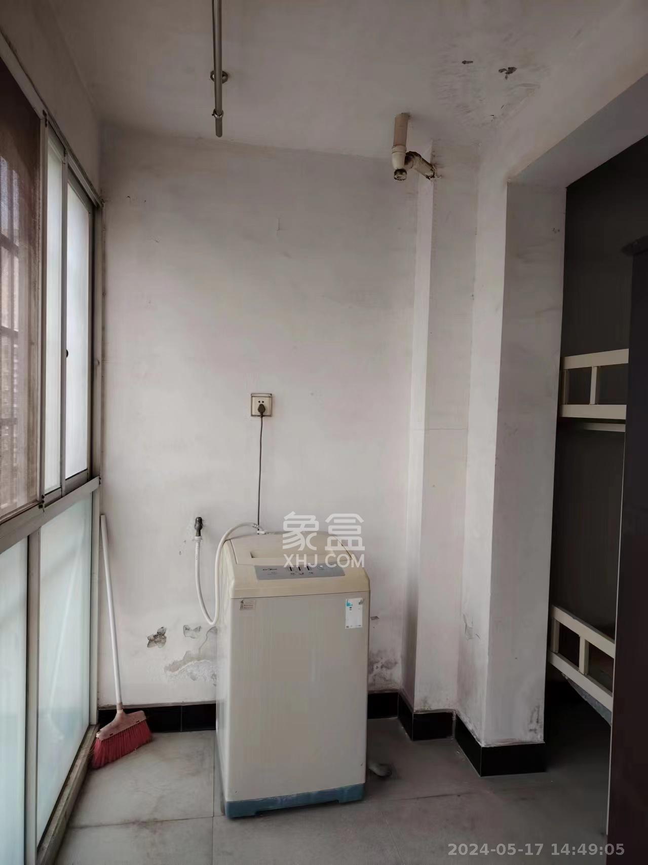 麓谷锦和园  3室2厅1卫   1900.00元/月室内图