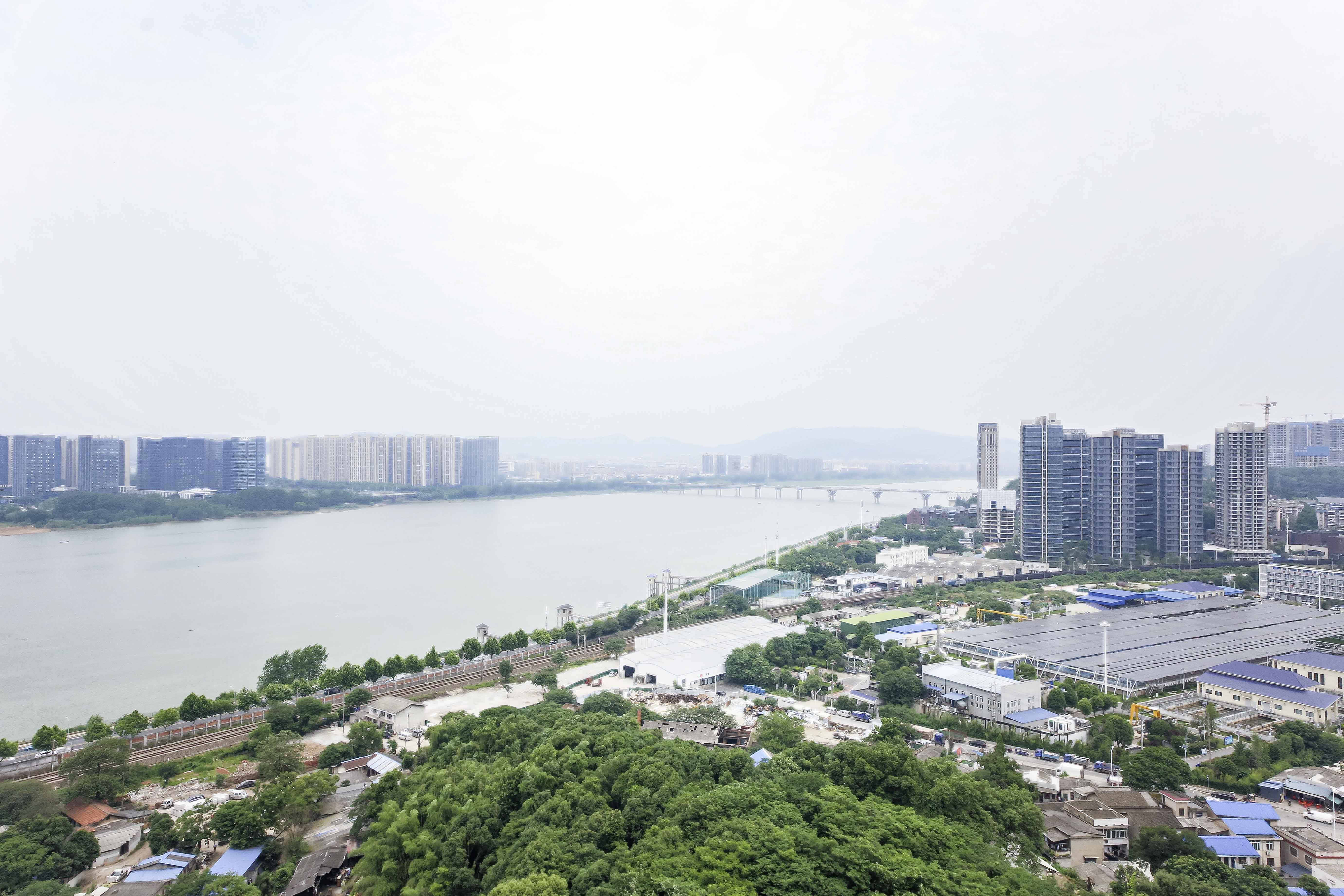 湘江雅颂居  3室2厅2卫   145.00万其他
