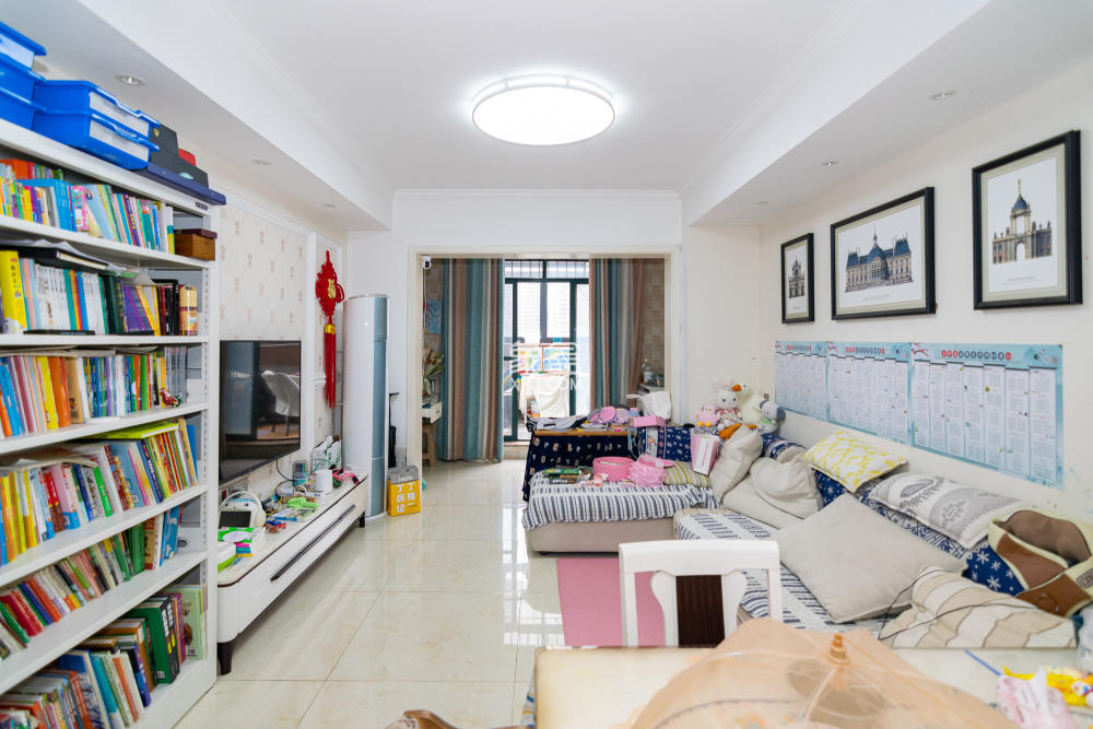 富基世纪公园  3室2厅1卫    66.0万