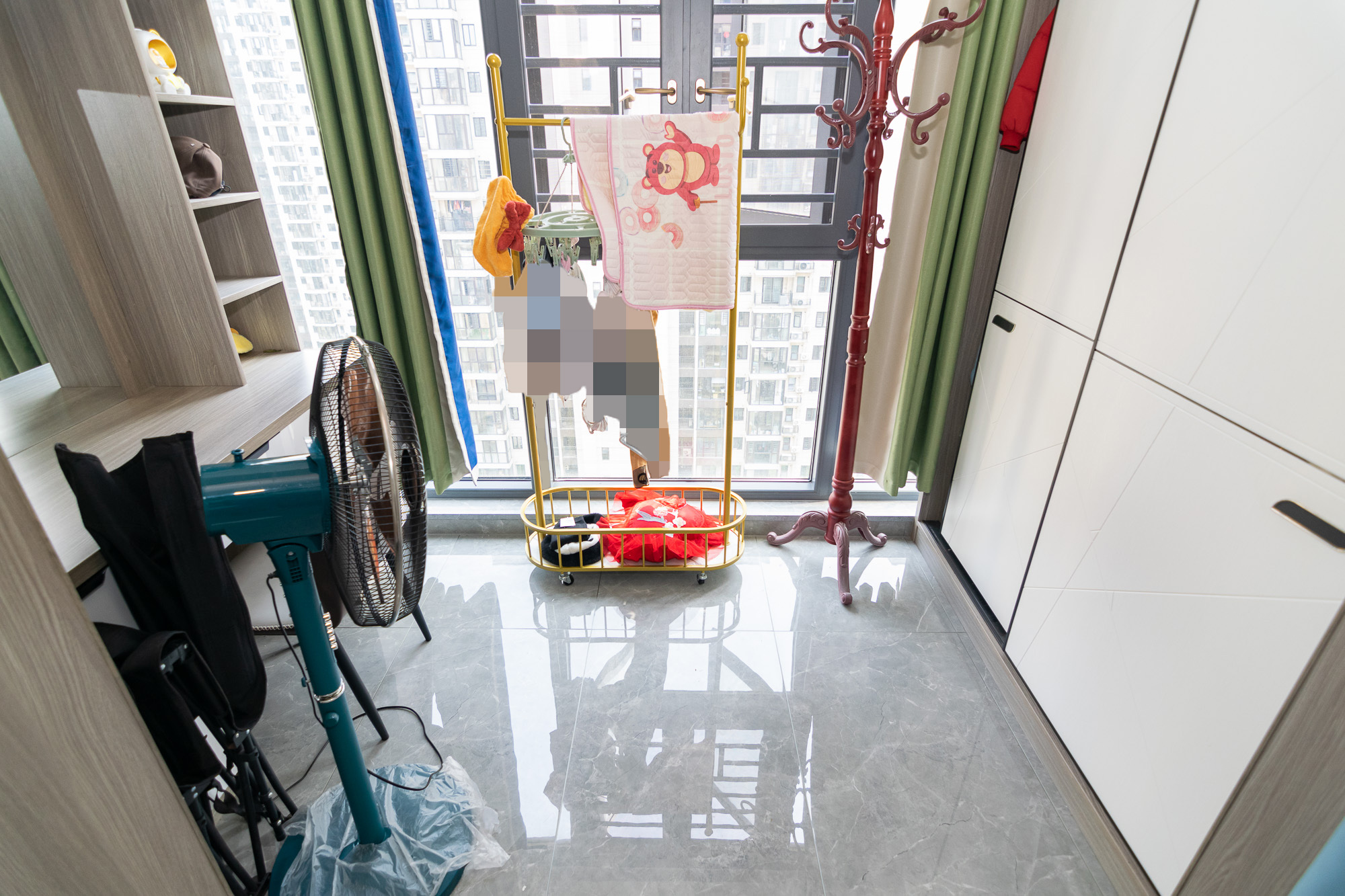 新华联梦想城 3室2厅2卫 93.66万 新华联梦想城 3室2厅2卫 93.66万阳台