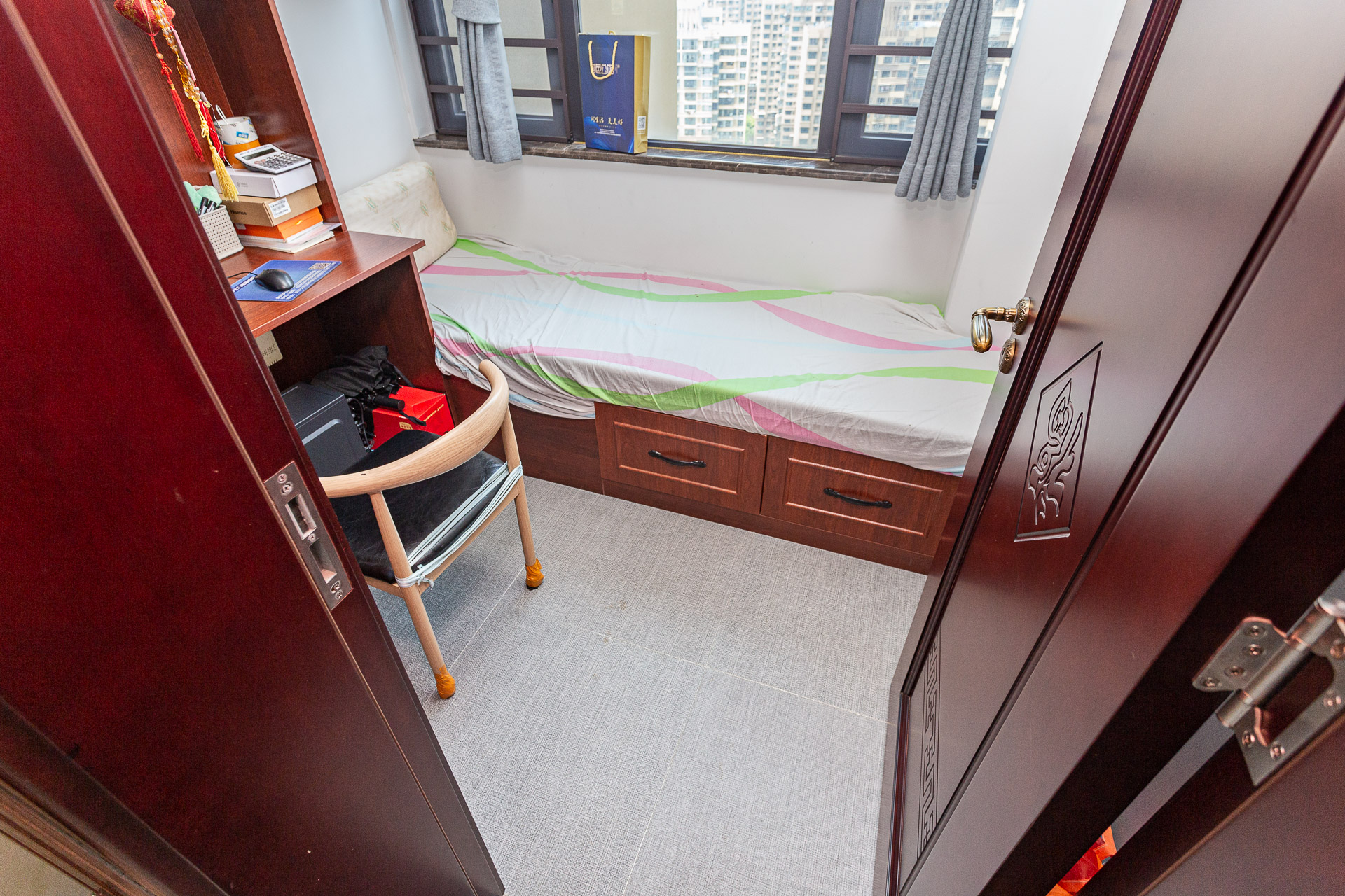 勤诚达境界城 5室2厅2卫 187.0万 勤诚达境界城 5室2厅2卫 187.0万卧室