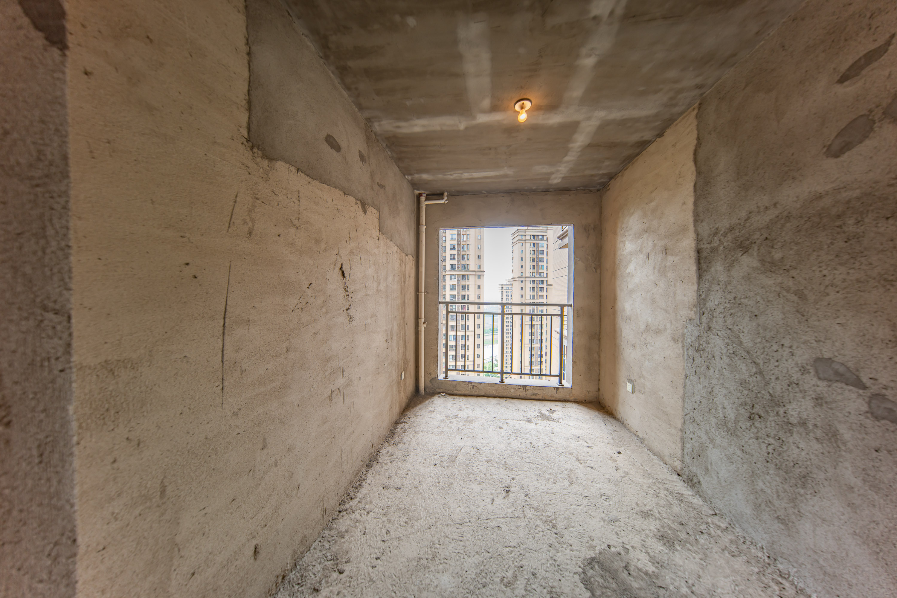 邦盛水岸御园 3室2厅2卫 84.8万 邦盛水岸御园 3室2厅2卫 84.8万卧室