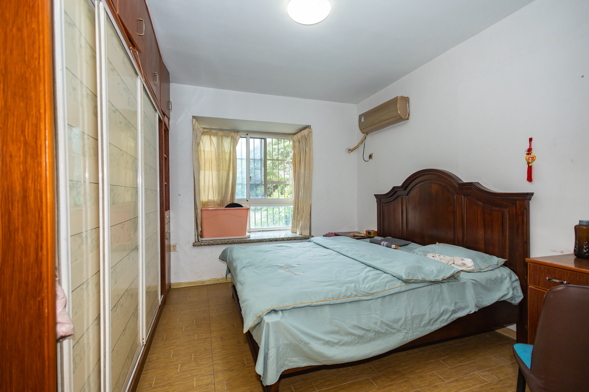 紫晶城 3室2厅1卫 68.0万 紫晶城 3室2厅1卫 68.0万卧室