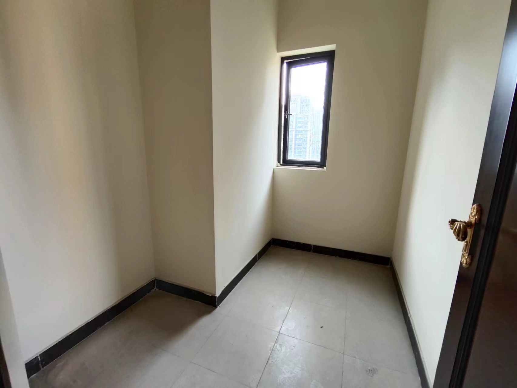 恒大华府 4室2厅2卫 152.8万 恒大华府 4室2厅2卫 152.8万室内图