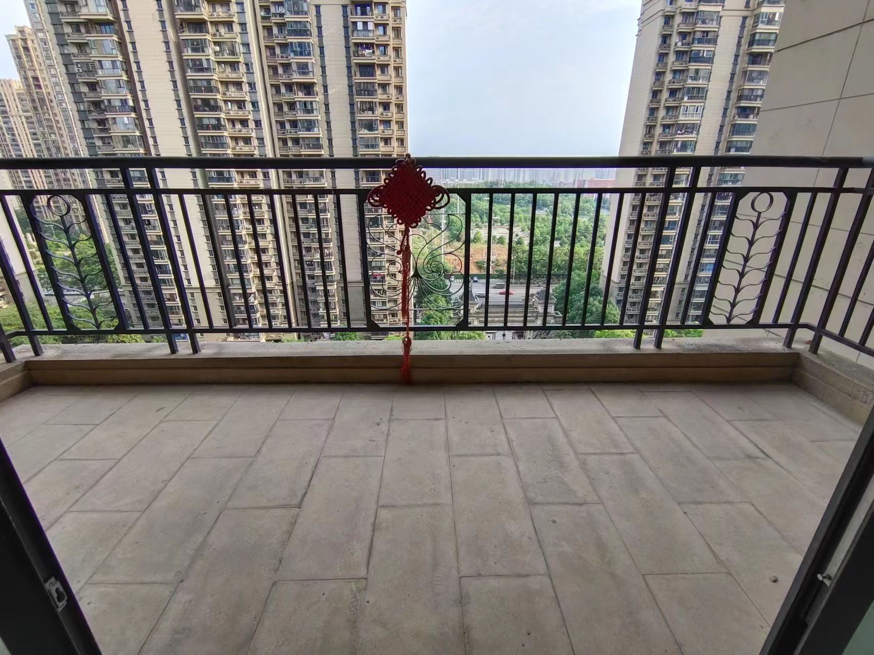 恒大华府 4室2厅2卫 152.8万 恒大华府 4室2厅2卫 152.8万室内图