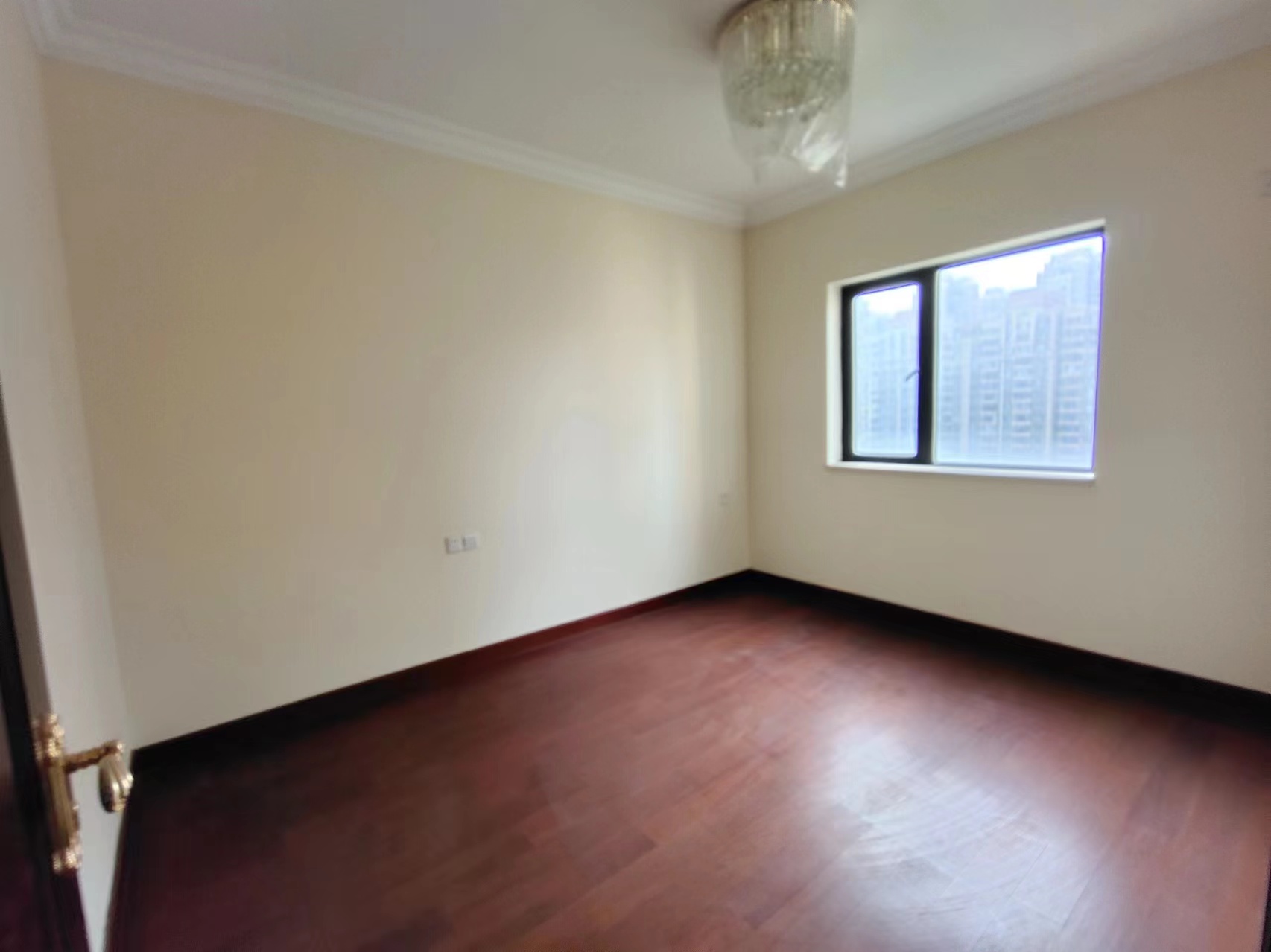 恒大华府 4室2厅2卫 152.8万 恒大华府 4室2厅2卫 152.8万室内图