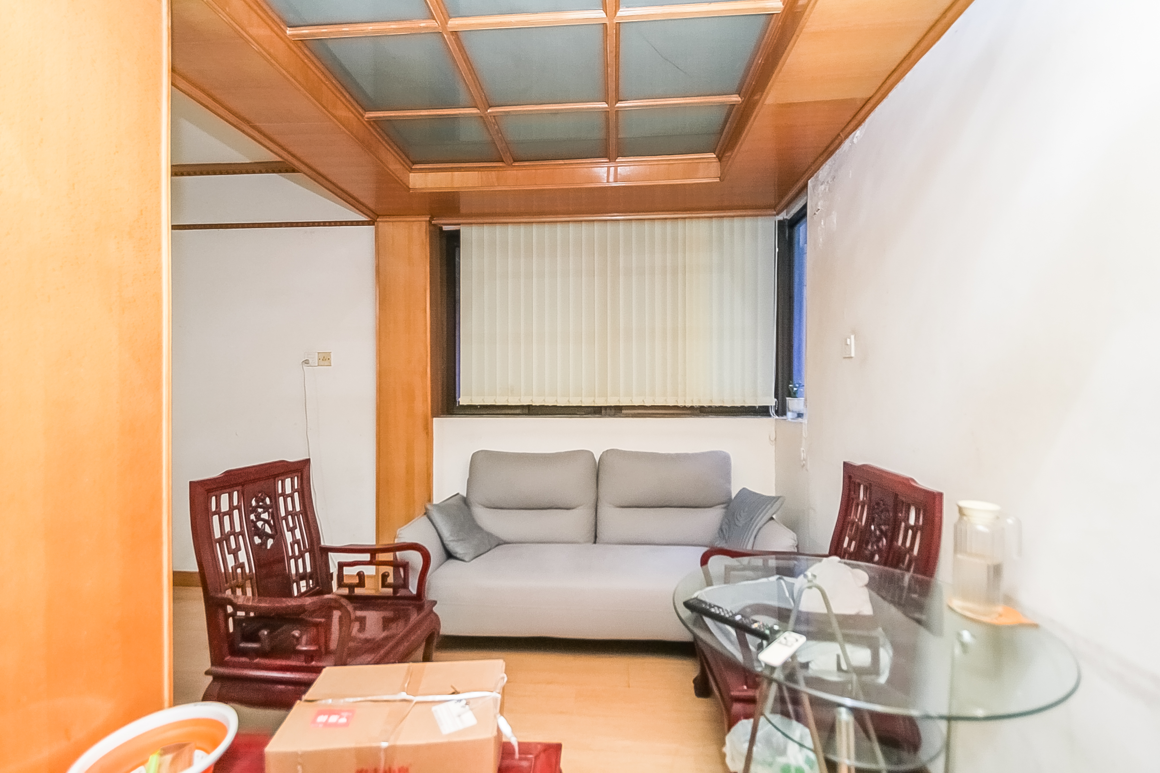 东塘工商局宿舍  2室1厅1卫   60.00万
