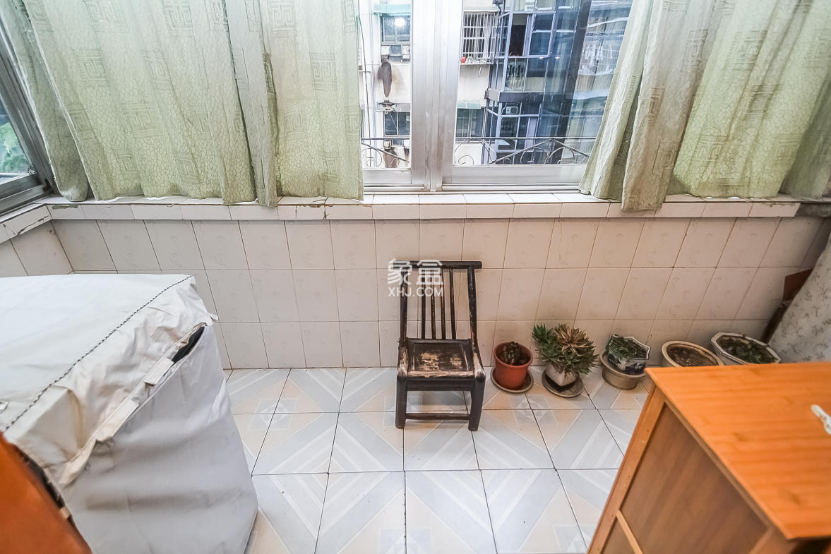 有色金属研究院(湖南有色金属研究院第一、二生活区)  3室1厅1卫    46.0万 有色金属研究院(湖南有色金属研究院第一、二生活区)  3室1厅1卫    46.0万其他