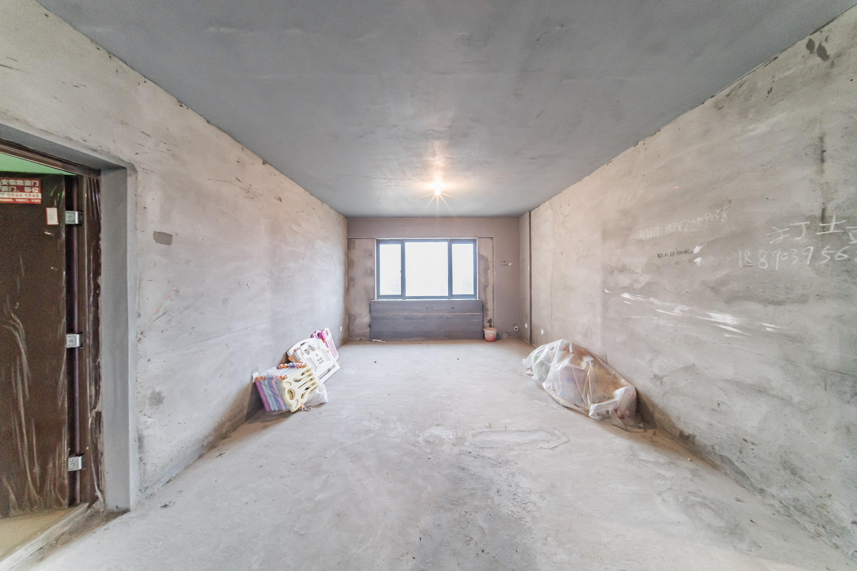 兰亭湾畔  4室2厅2卫   187.00万