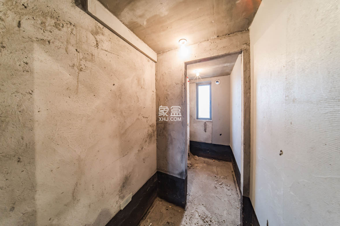 兰亭湾畔 4室2厅2卫 160.0万 兰亭湾畔 4室2厅2卫 160.0万卫生间