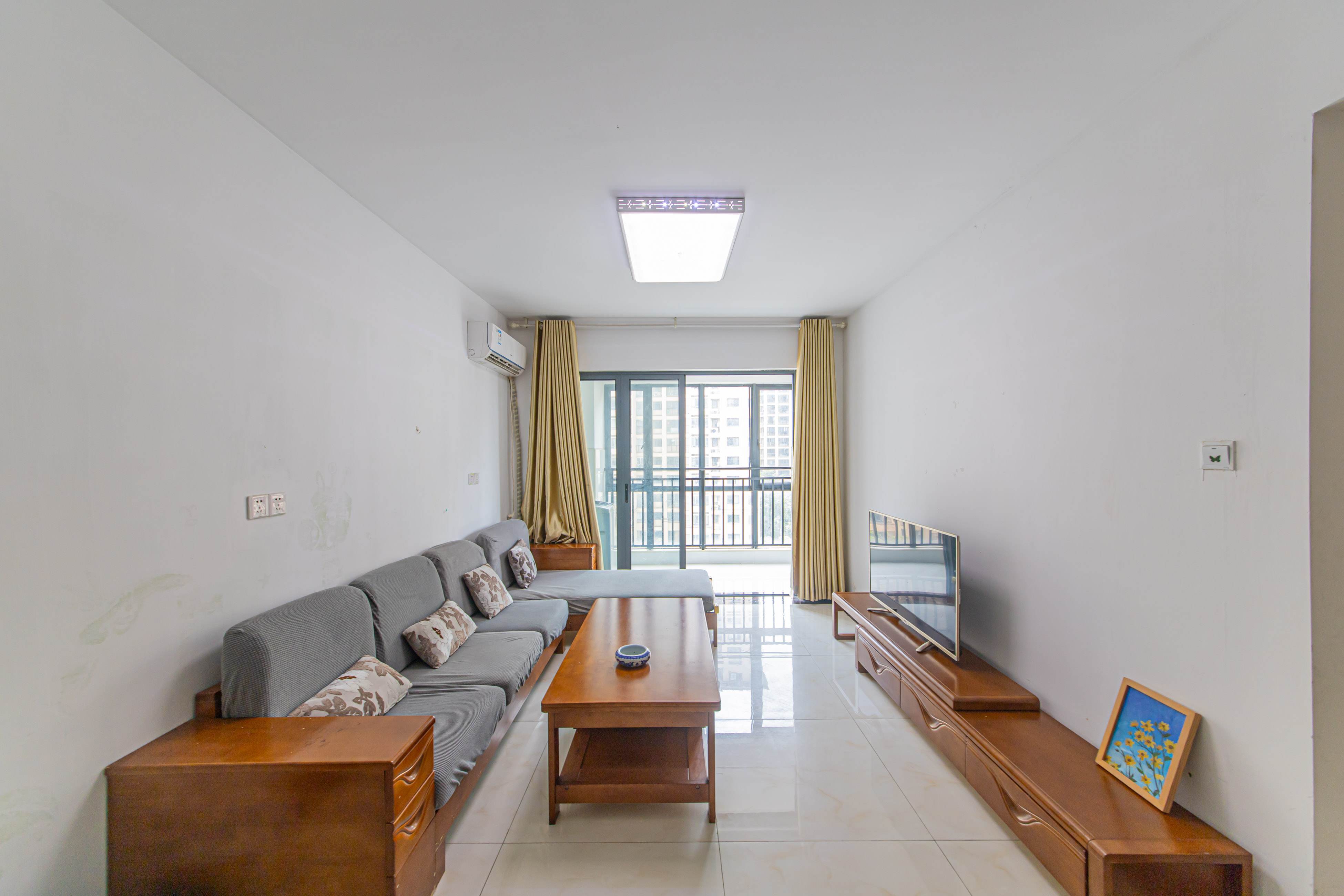 中建芙蓉嘉苑  3室2厅2卫    90.0万 中建芙蓉嘉苑  3室2厅2卫    90.0万