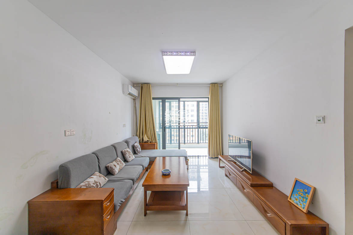 中建芙蓉嘉苑  3室2厅2卫    90.0万 中建芙蓉嘉苑  3室2厅2卫    90.0万客厅