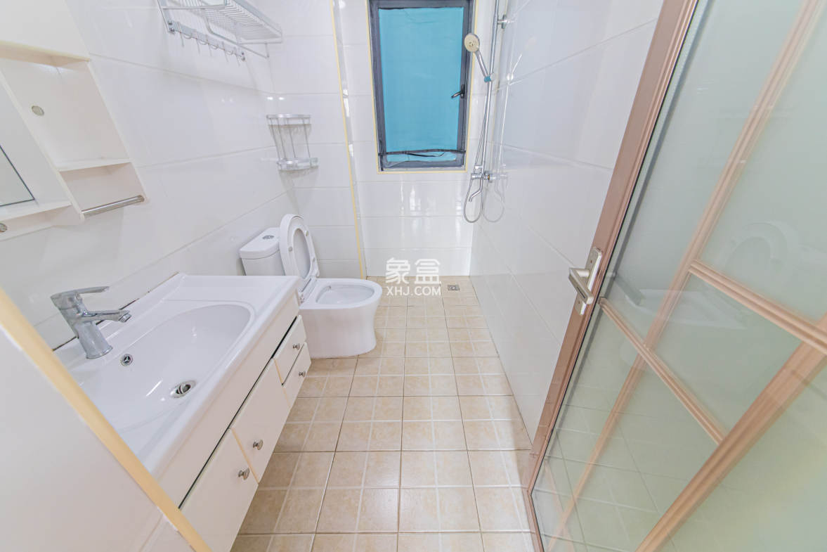 中建芙蓉嘉苑  3室2厅2卫    90.0万 中建芙蓉嘉苑  3室2厅2卫    90.0万卫生间