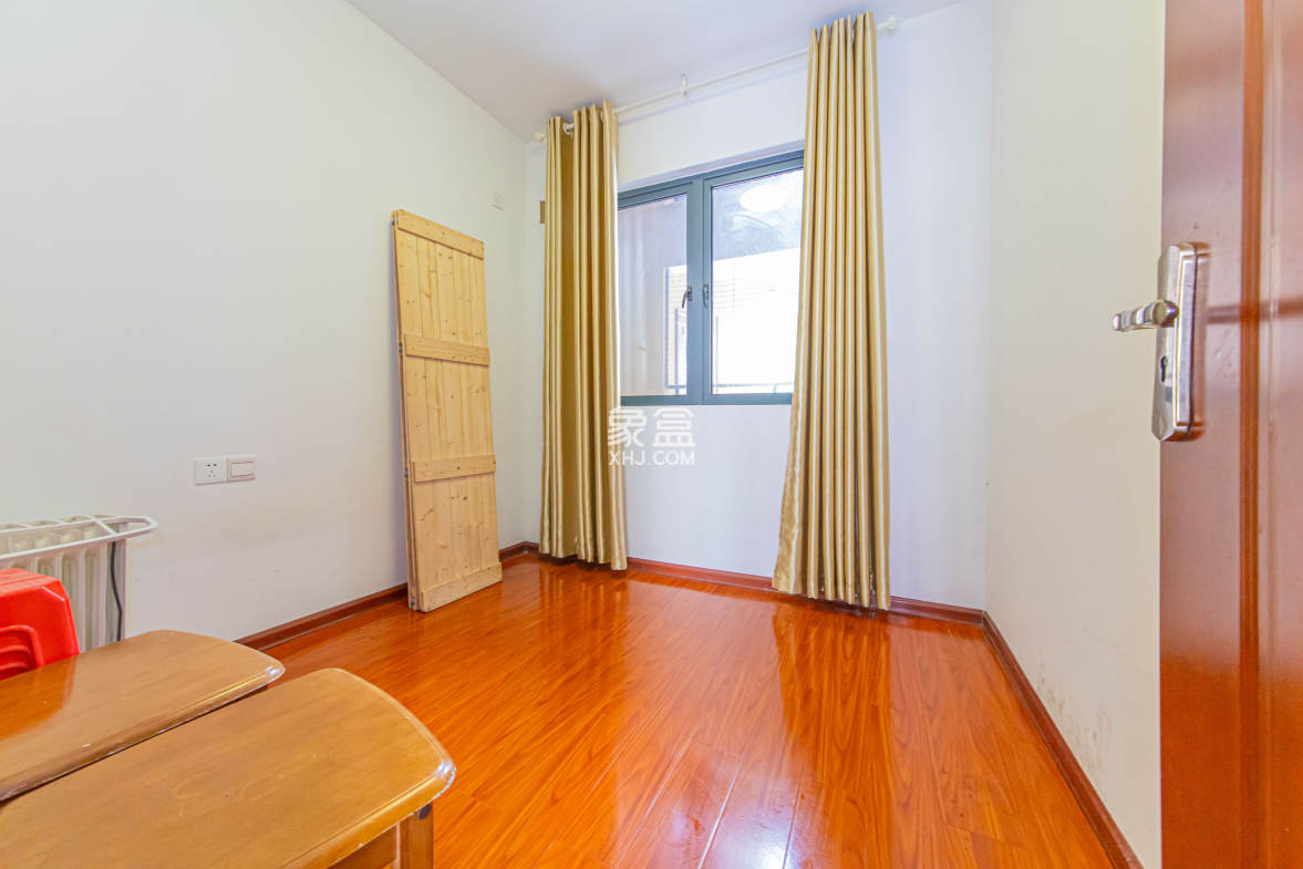 中建芙蓉嘉苑  3室2厅2卫    90.0万 中建芙蓉嘉苑  3室2厅2卫    90.0万卧室