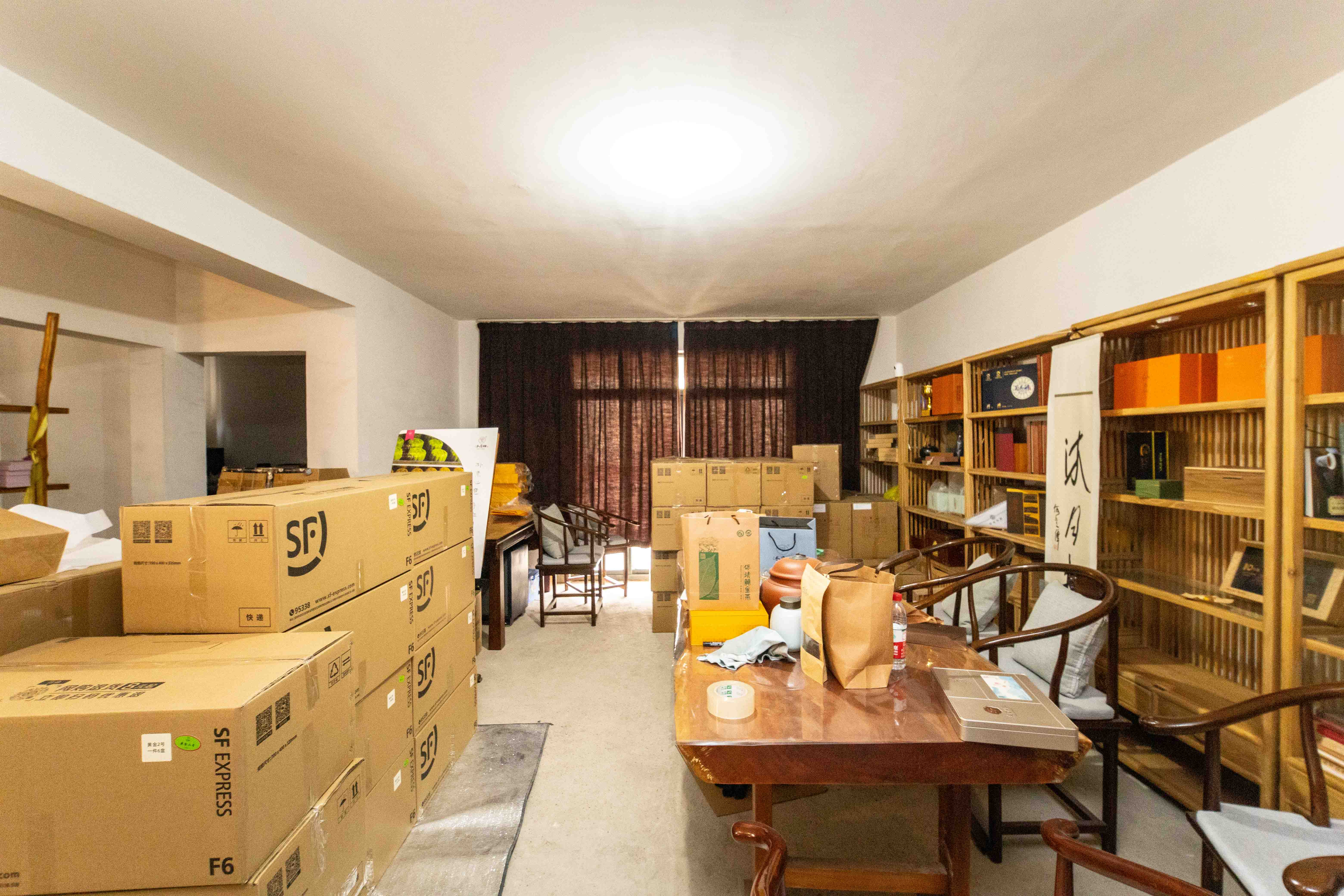 世嘉国际华城 4室2厅1卫 169.0万 世嘉国际华城 4室2厅1卫 169.0万客厅