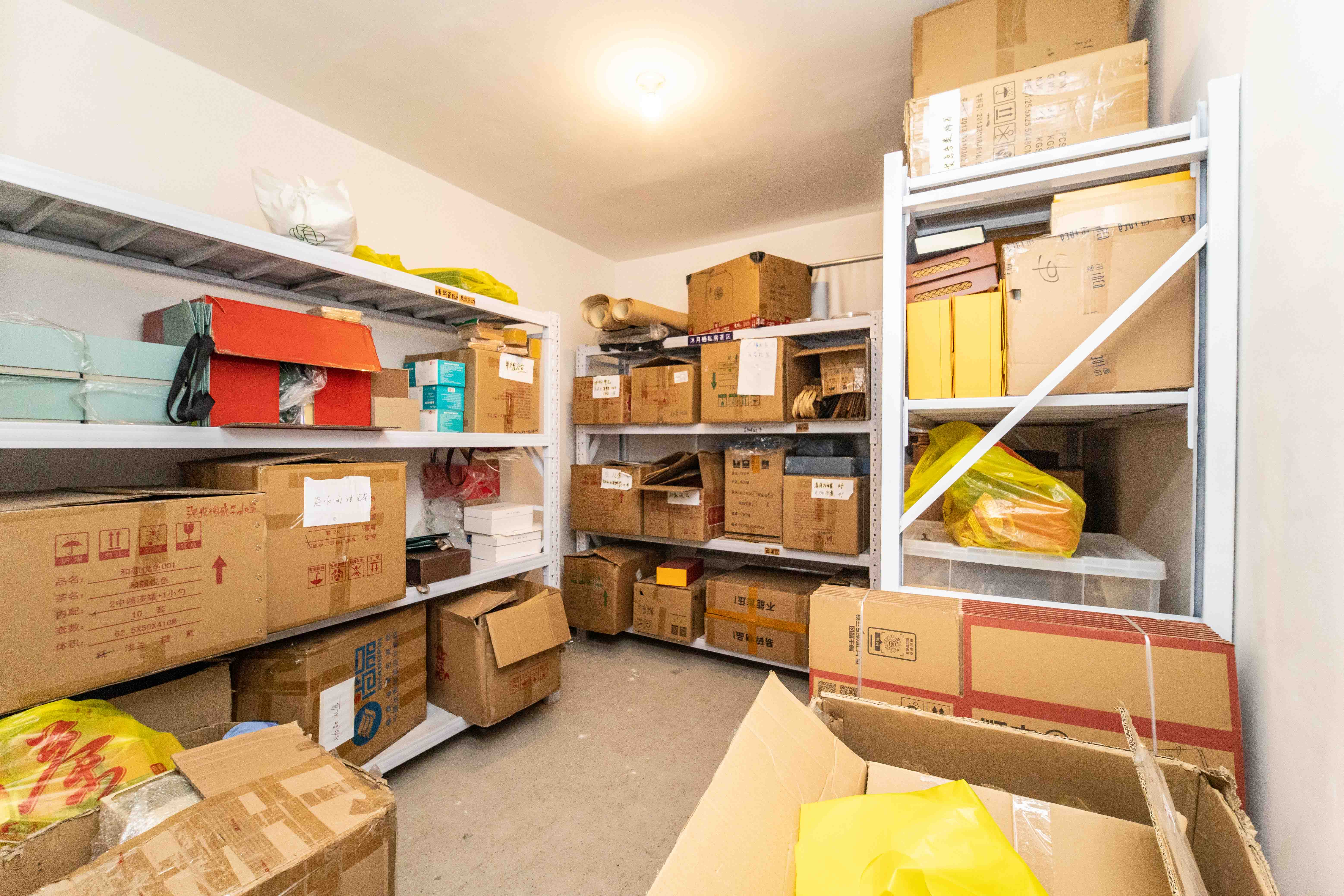 世嘉国际华城 4室2厅1卫 169.0万 世嘉国际华城 4室2厅1卫 169.0万卧室